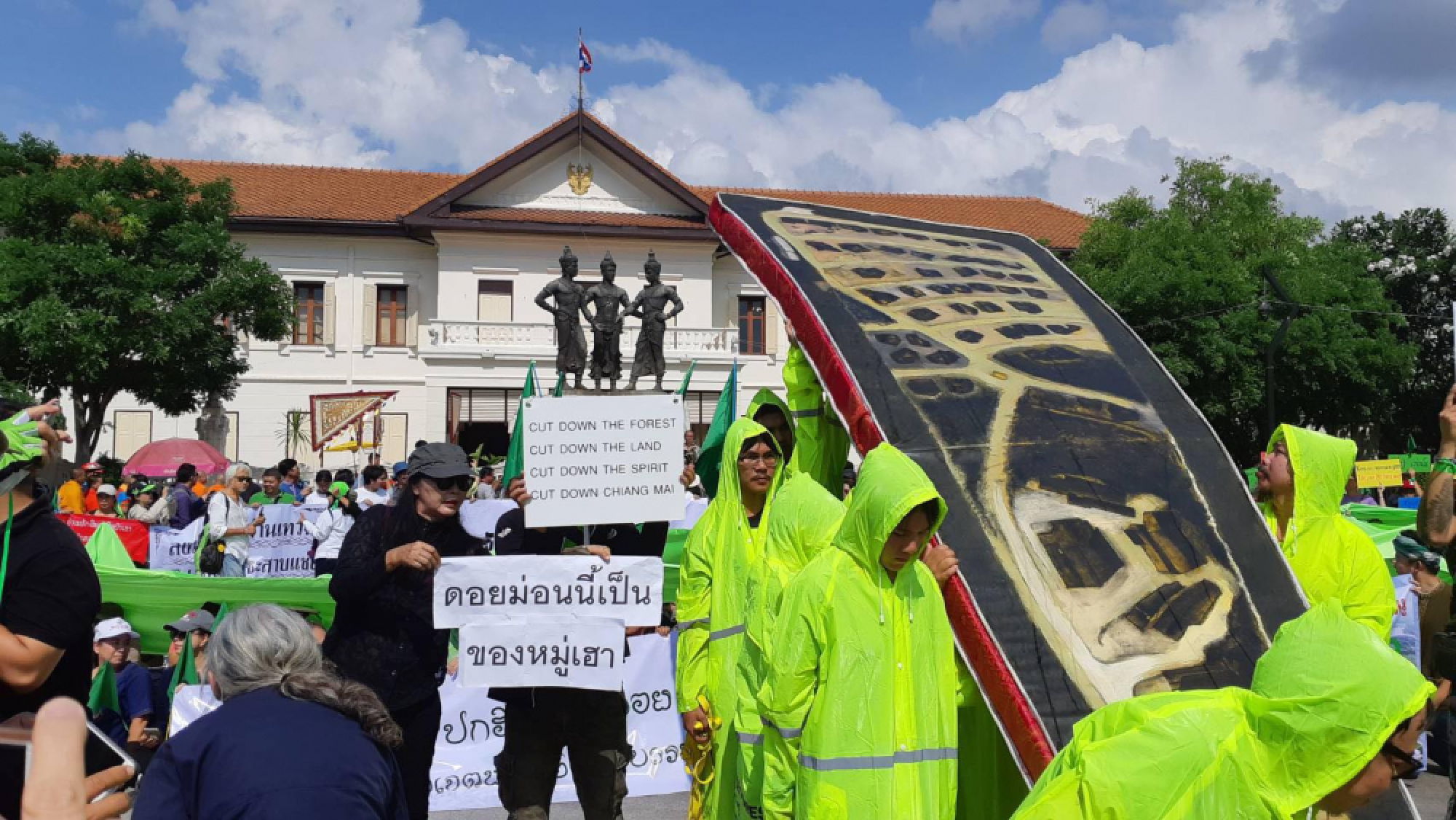Thais rally against officials building homes on sacred mountain