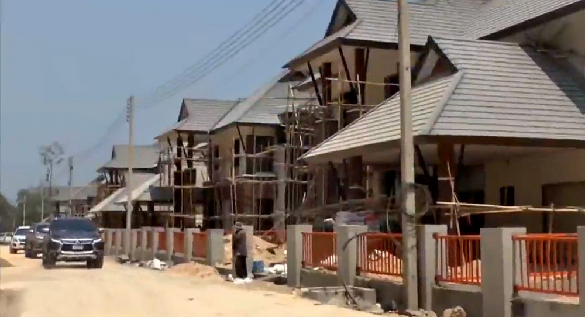 Doi Suthep rivals dig in heels
