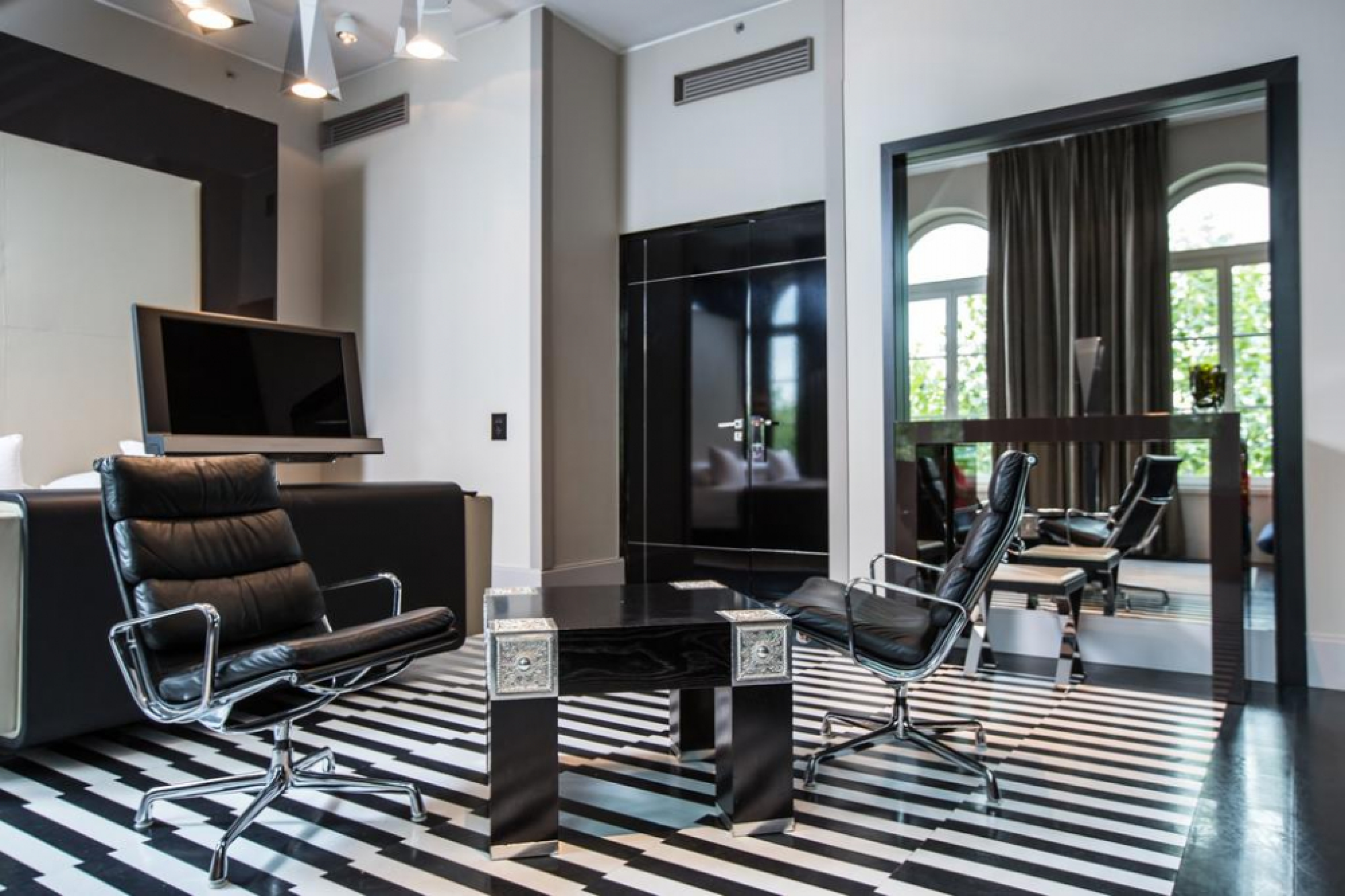 Accommodation for the tech obsessed