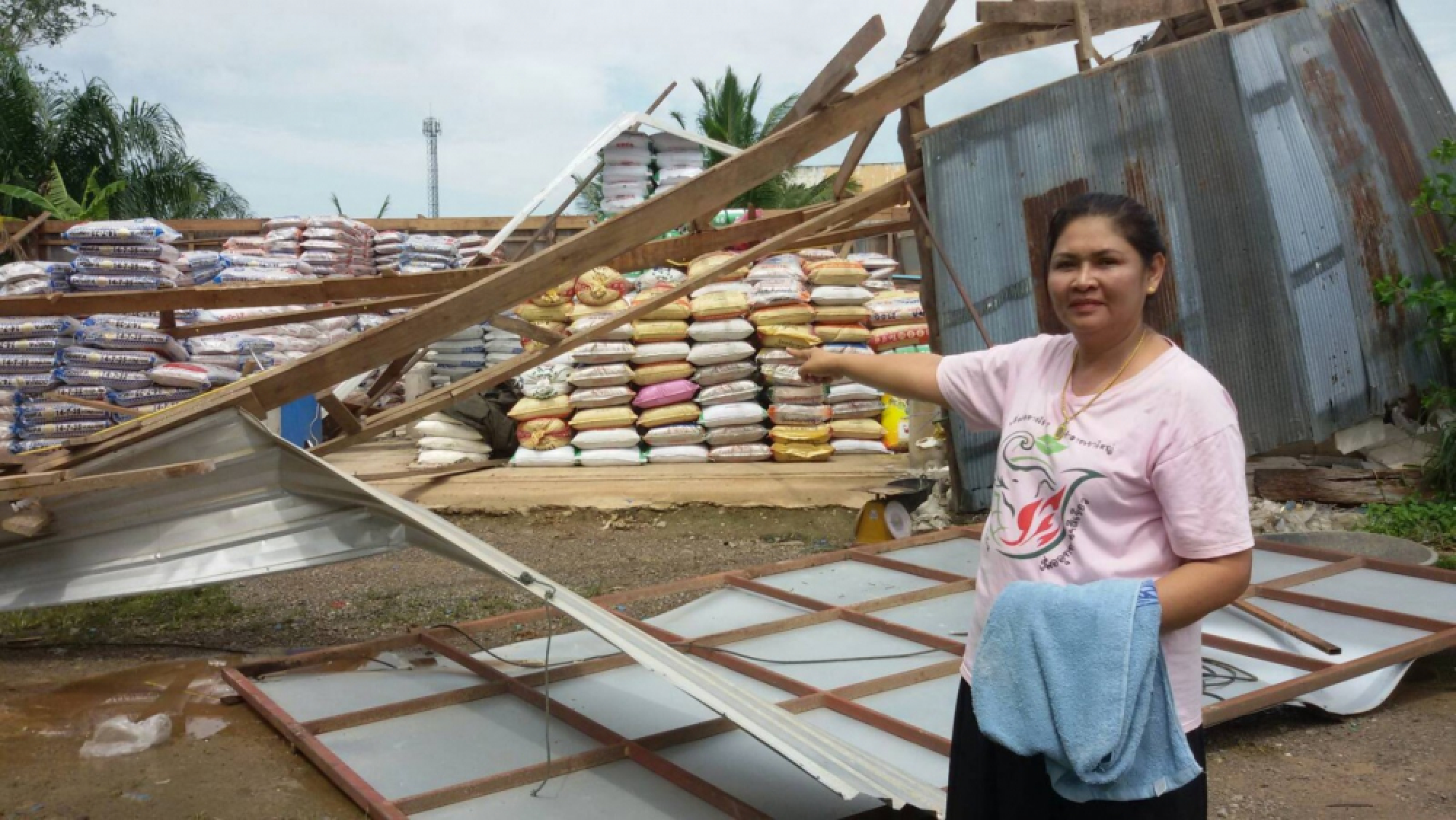 Storm damages houses and shops in Krabi