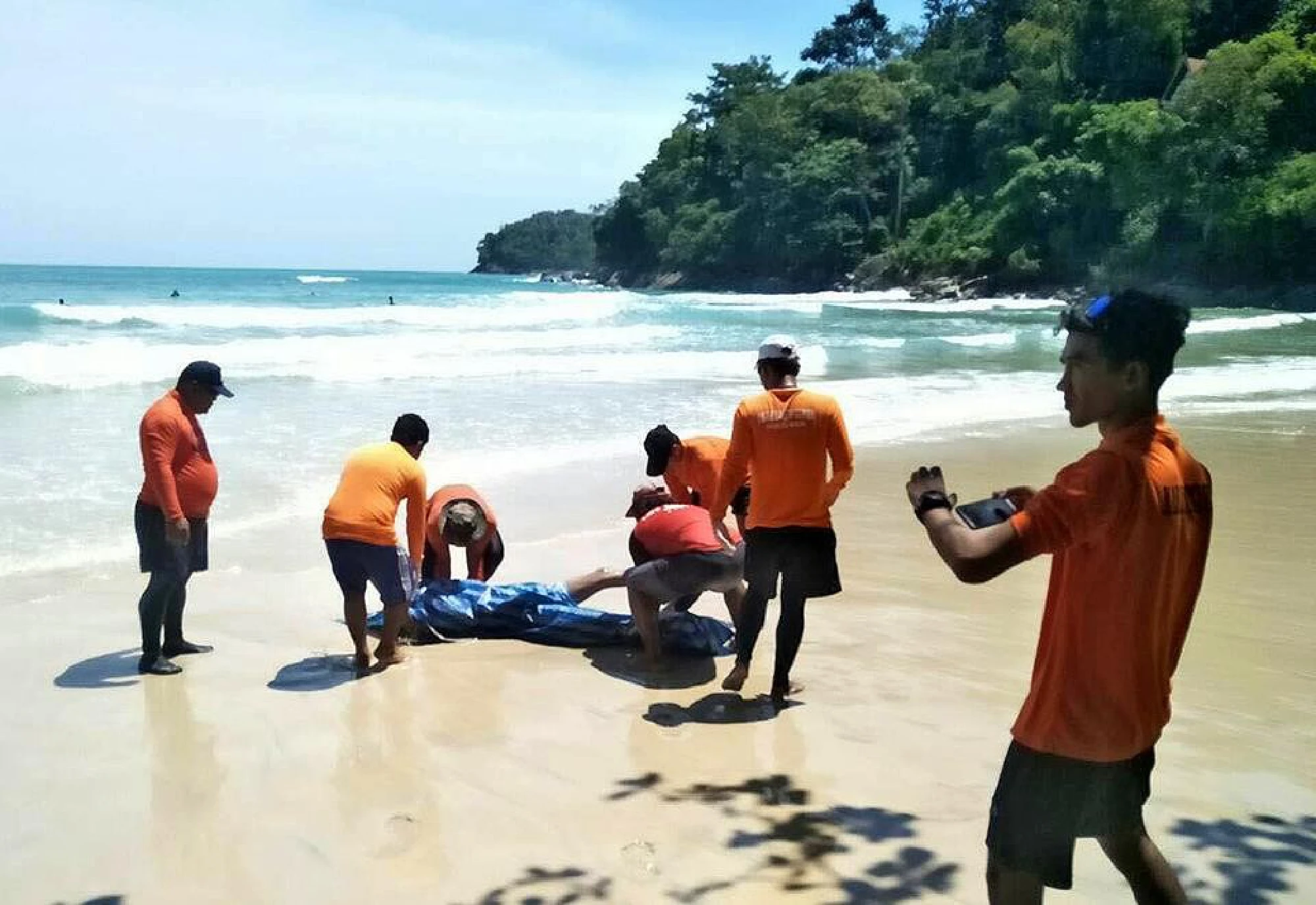 Surat Thani man found floating off Phuket