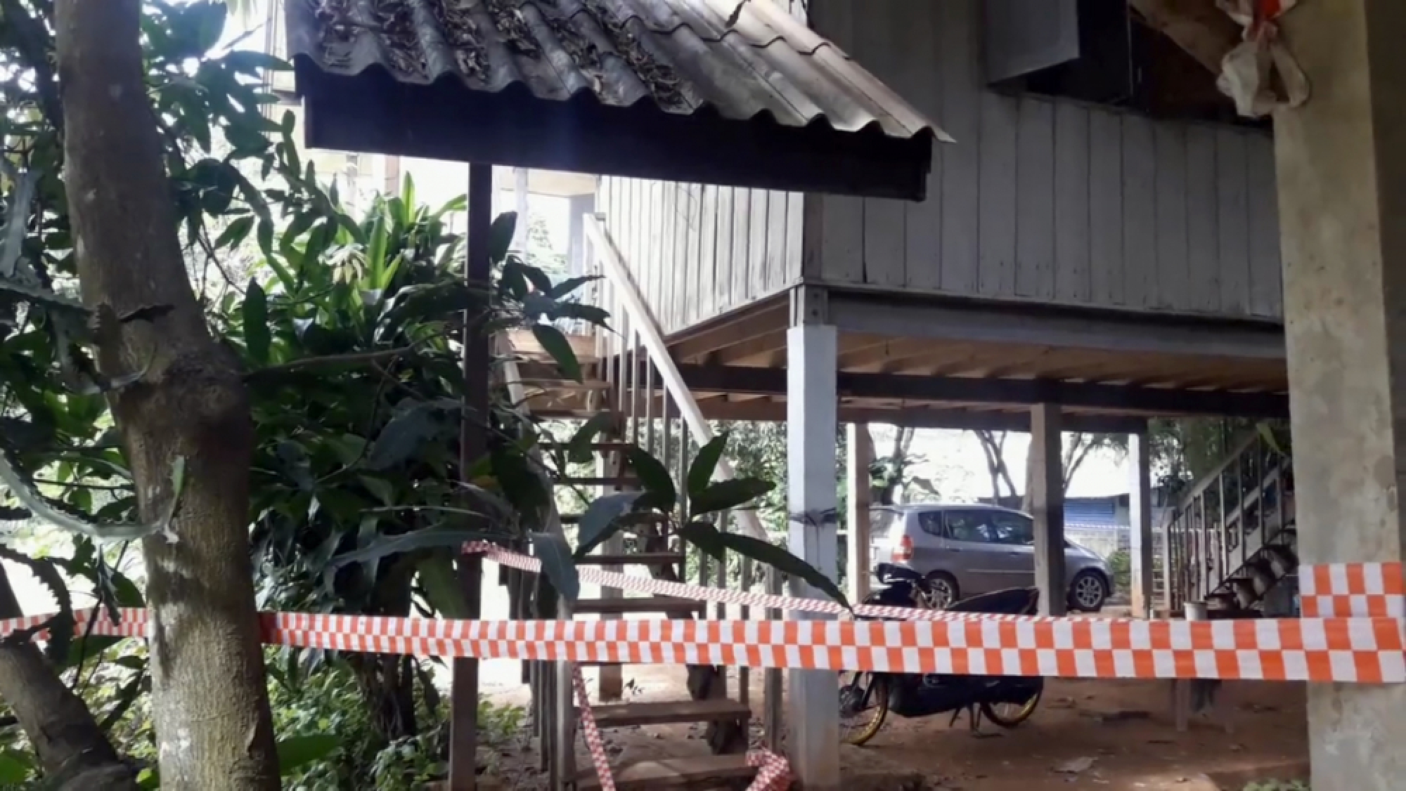 Love triangle results in triple deaths in Sakon Nakhon university staff residence