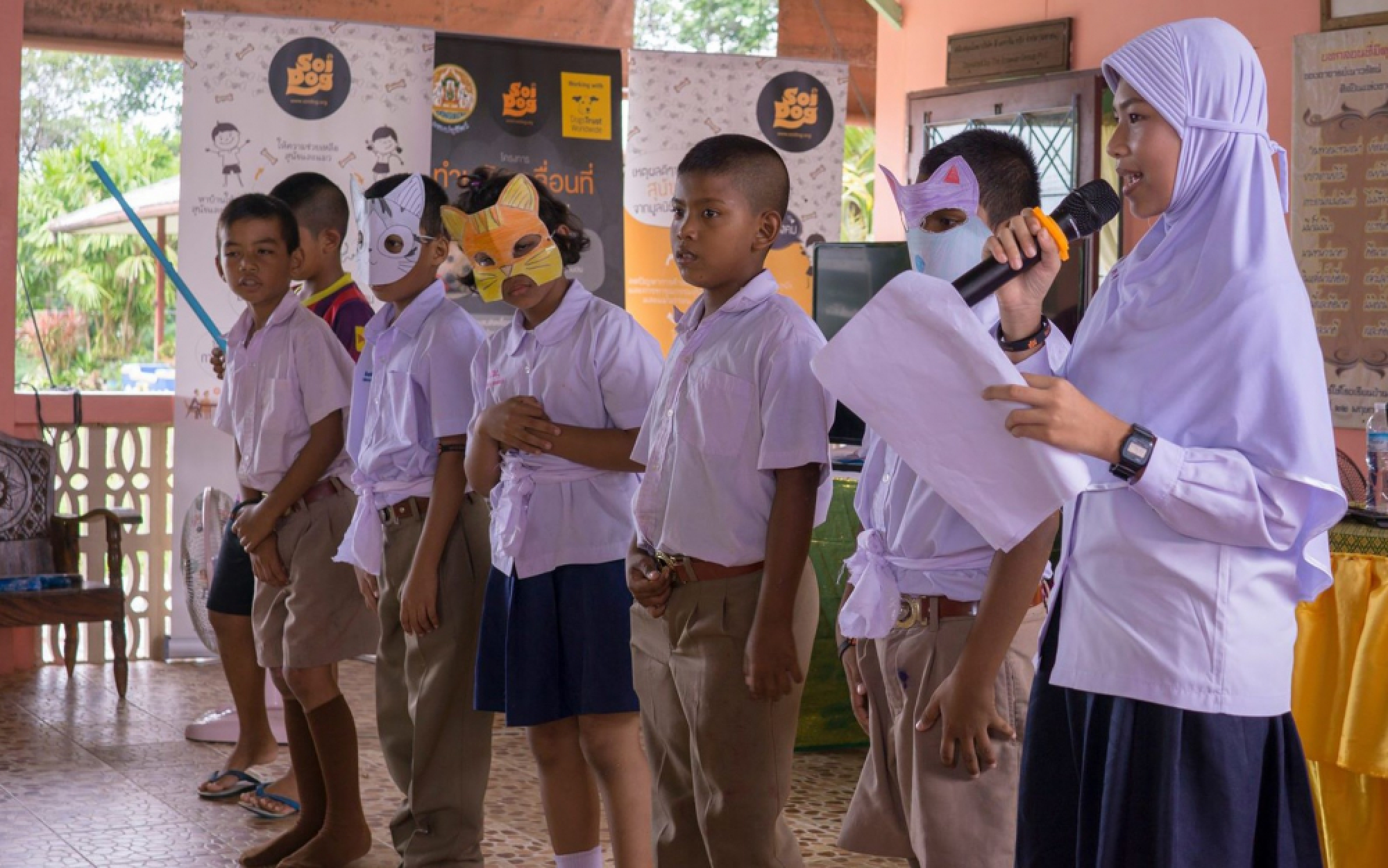 Animal welfare role play at Ban Konaka School with Soi Dog