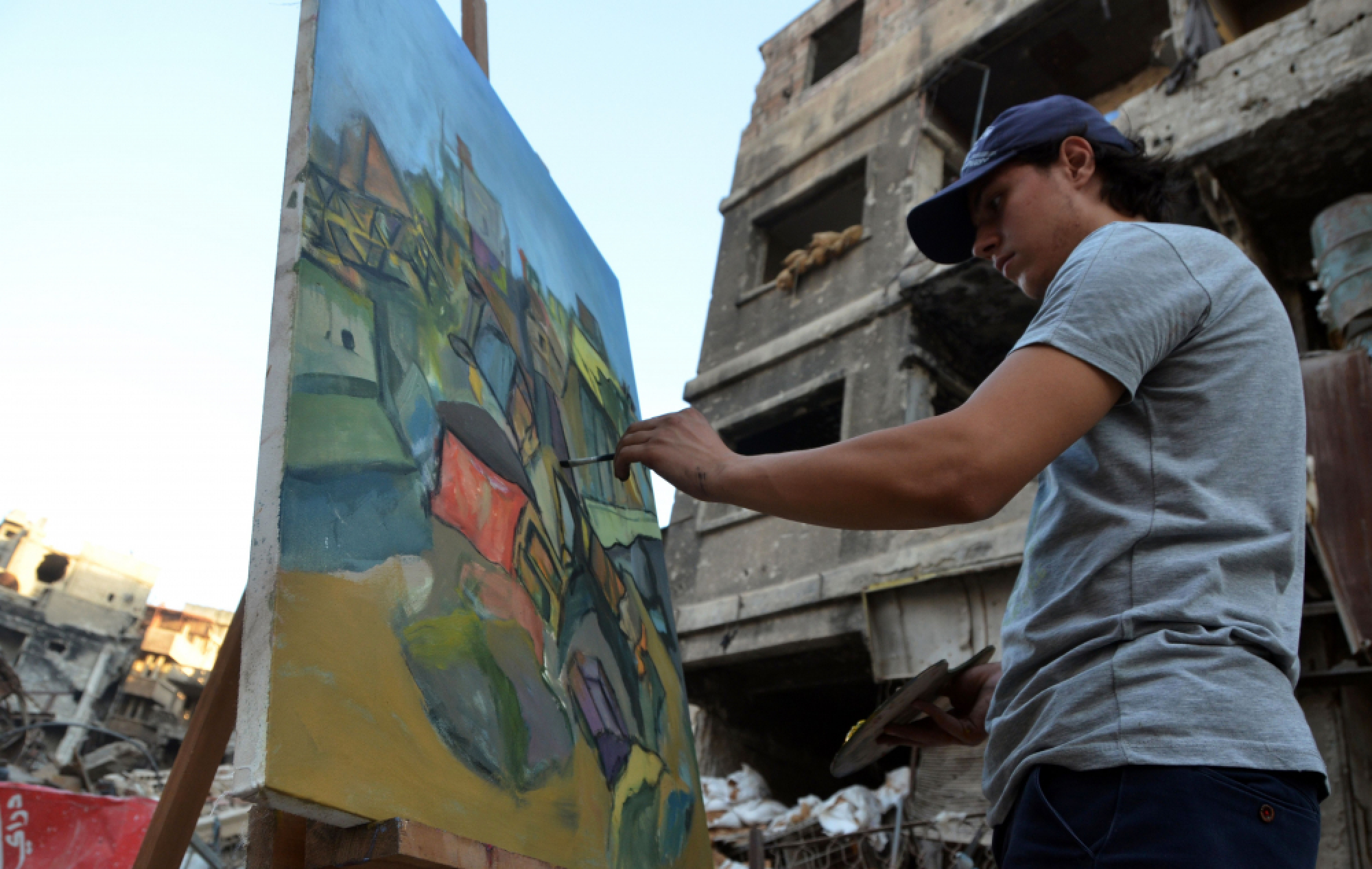 Painting amidst the ruins