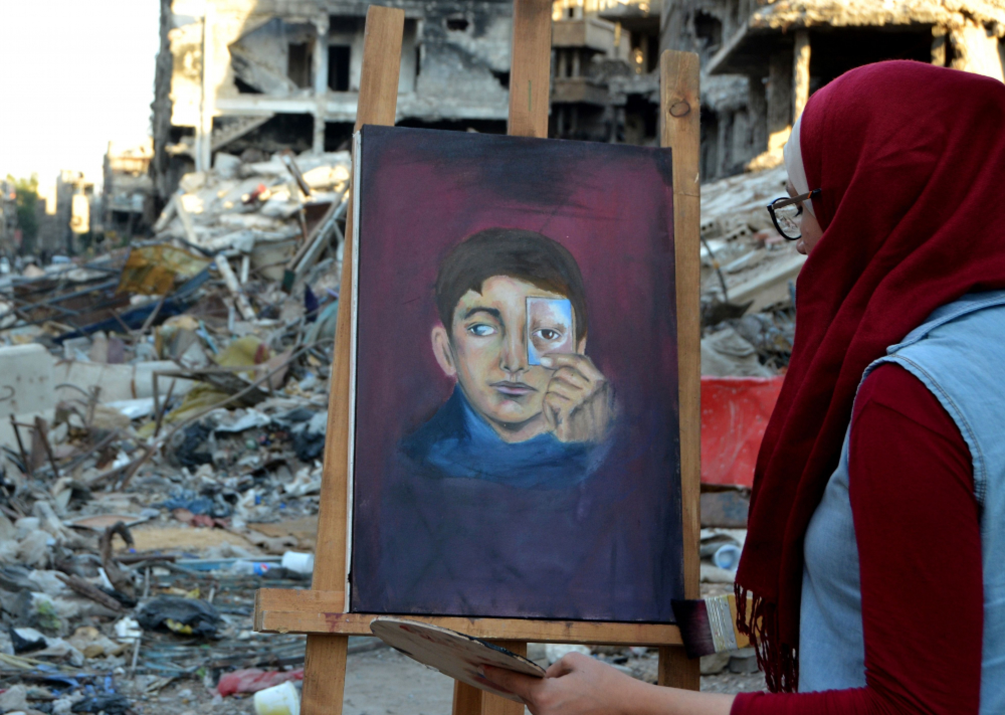 Painting amidst the ruins