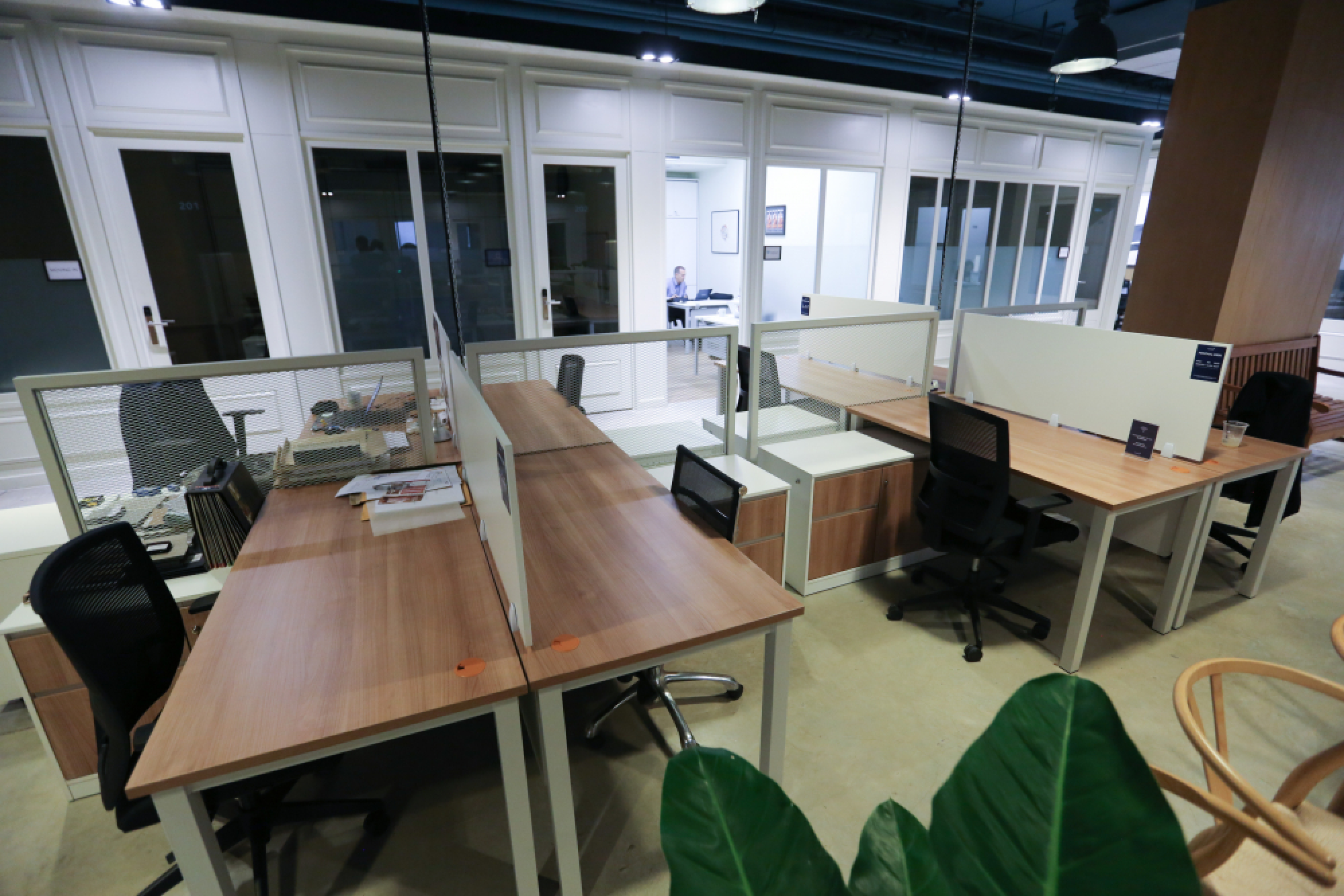 Eat, drink, work and chill