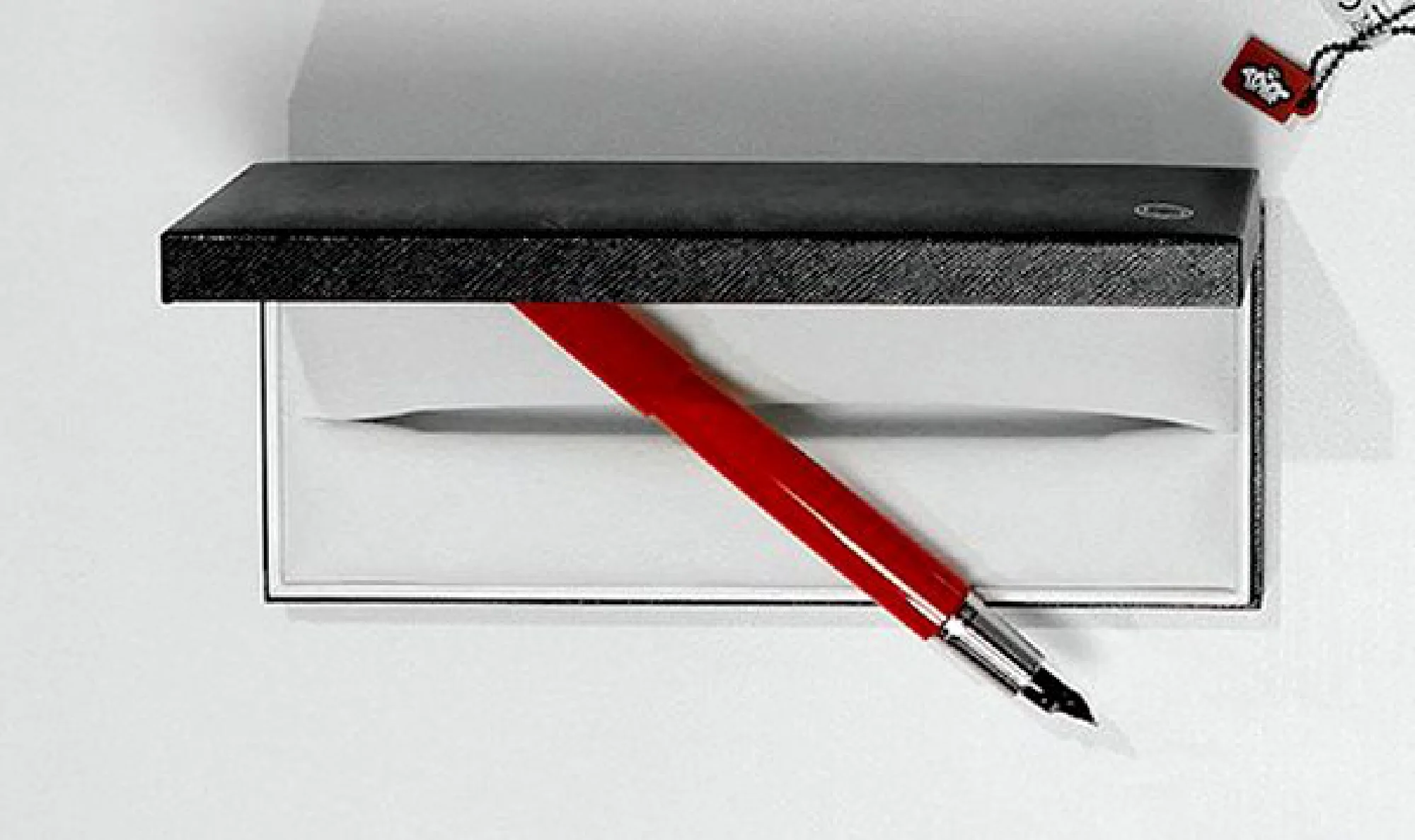 Betrend decks the halls