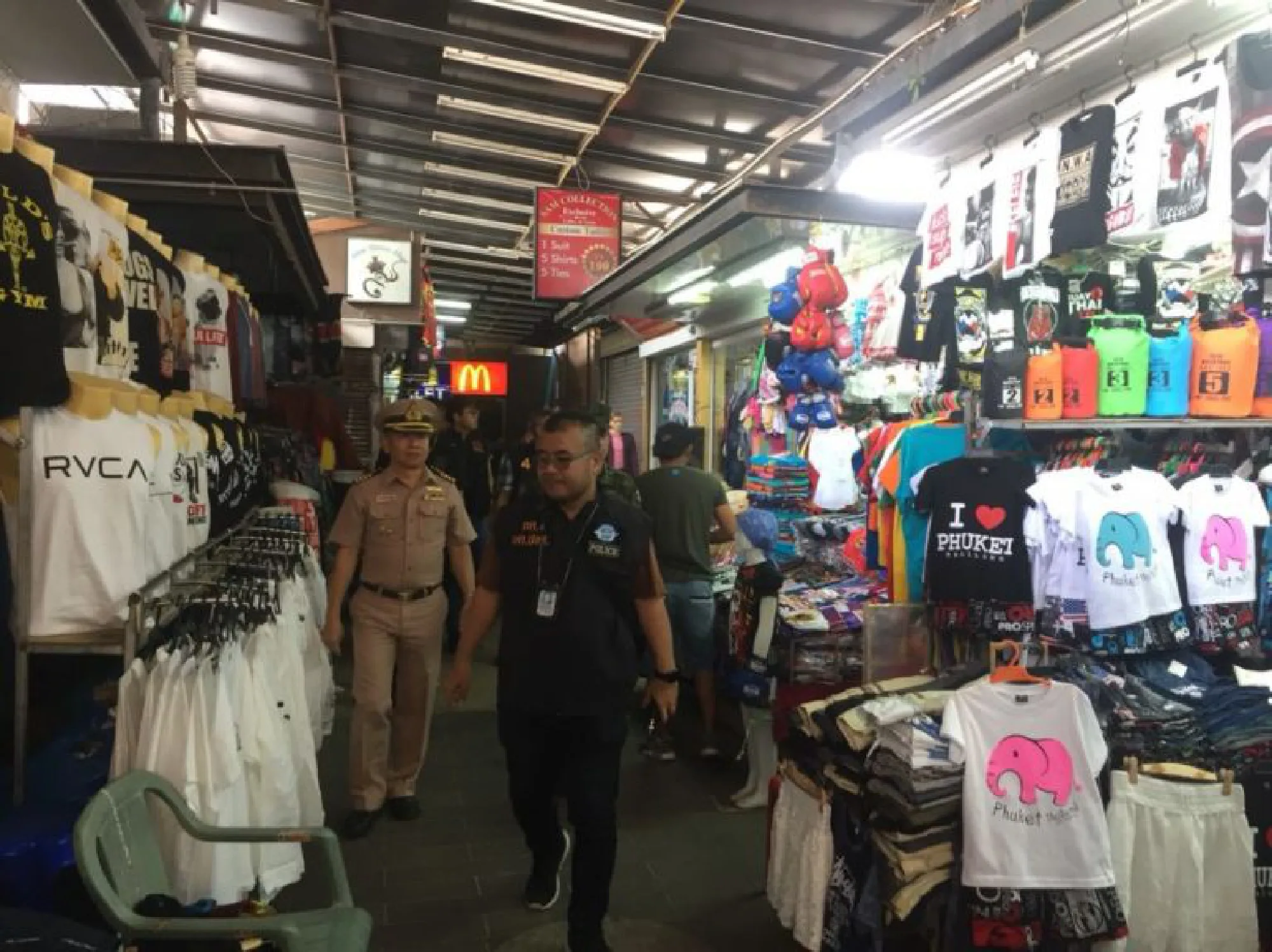 Fake goods seized in Patong and Central Festival