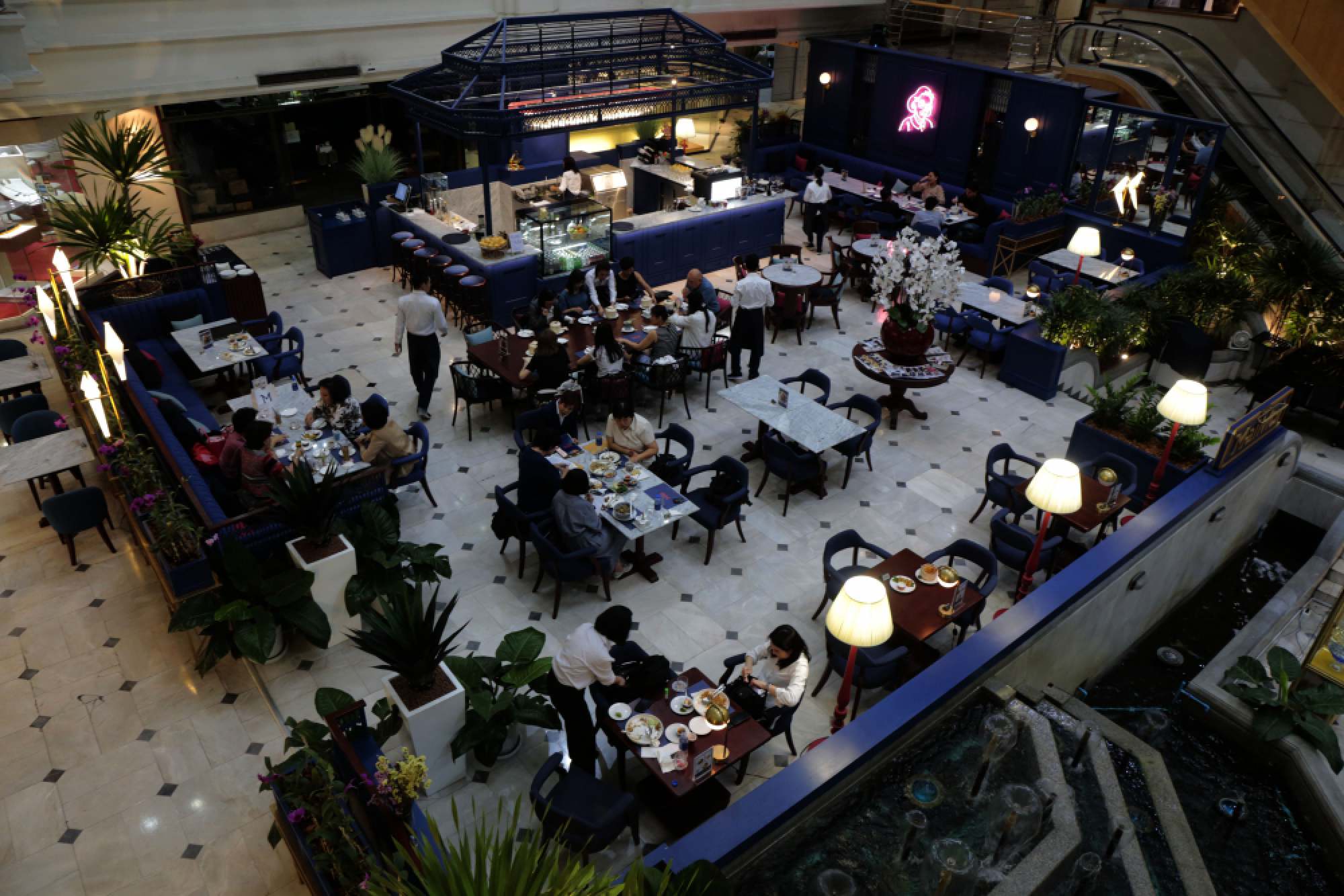 Great boat noodles sail again