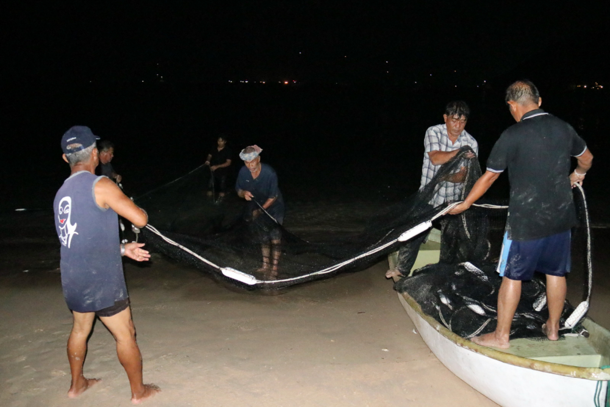 Phuket cashes in on scads of scad