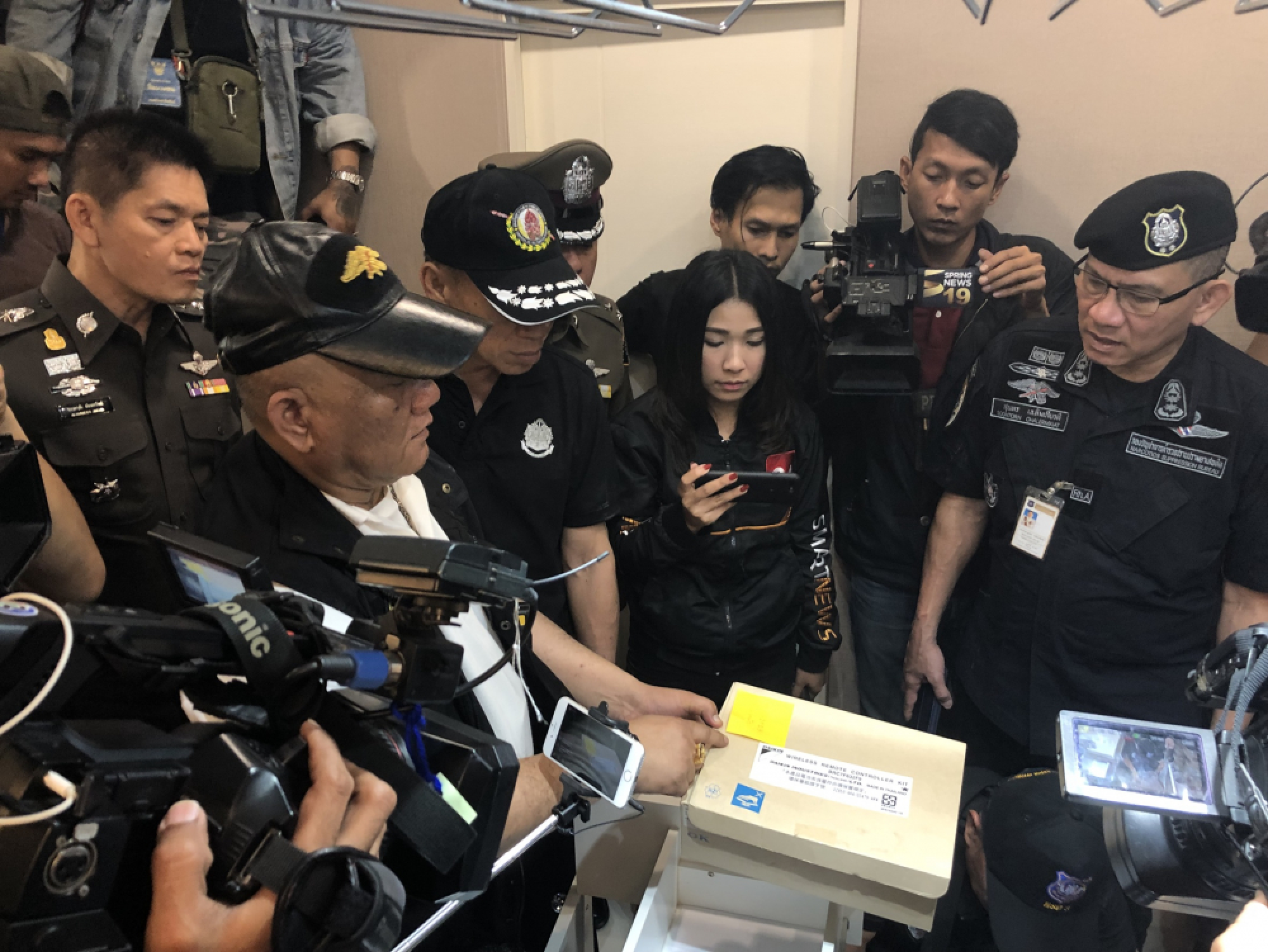 Brother, aide of elusive drugs dealer ‘Note Dingaeng’ arrested in Bangkok