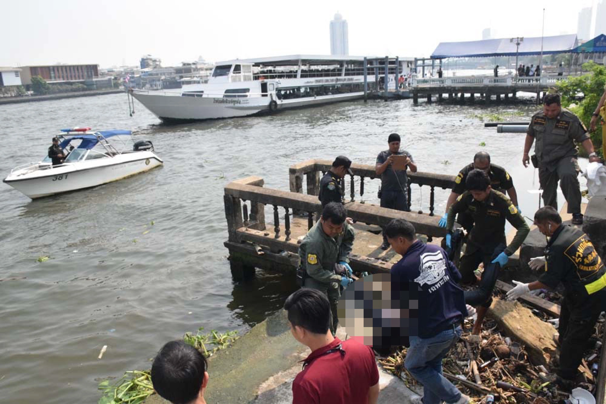 Body of Thai man with yakuza-style tattoo found in Chao Phraya