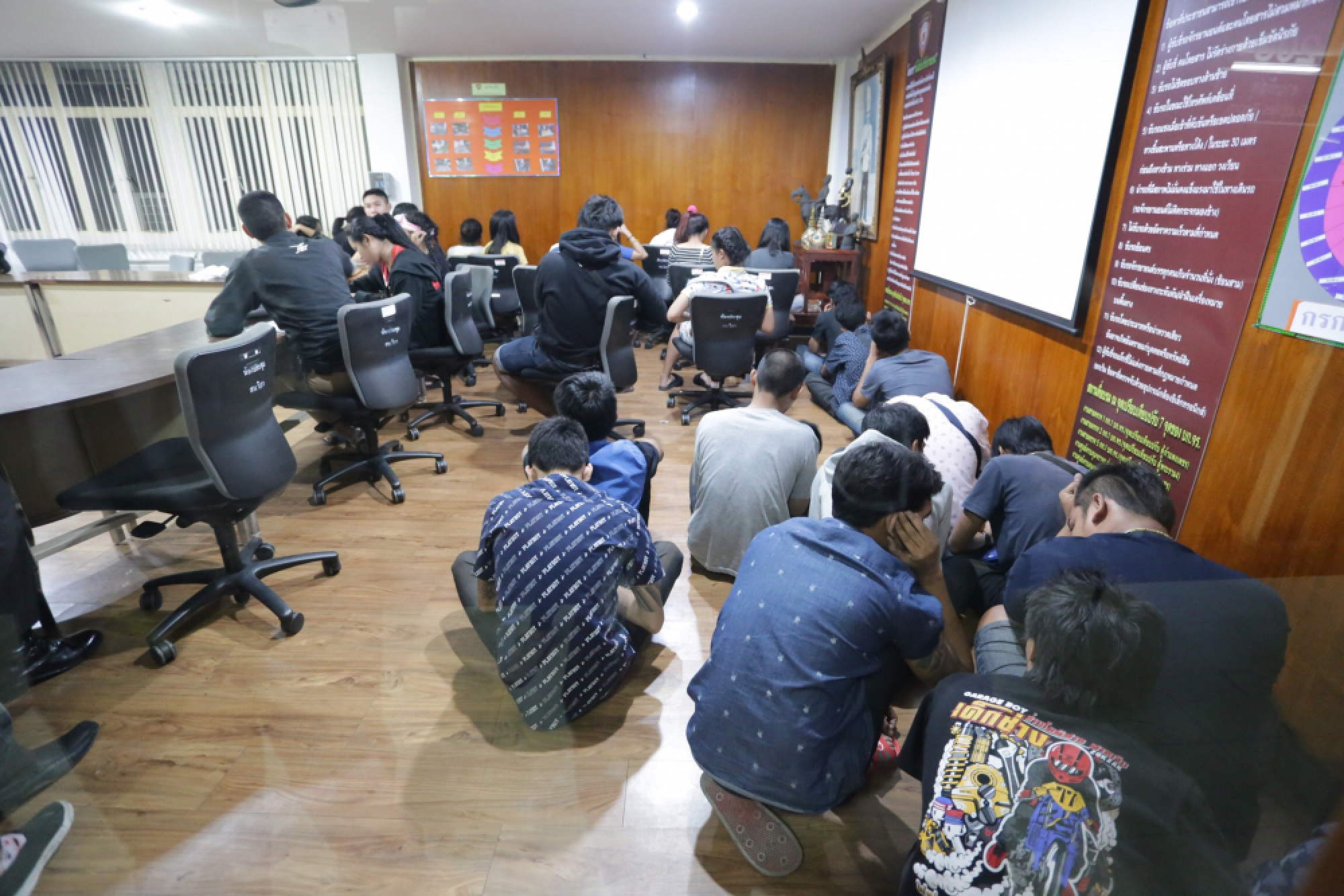43 road racers rounded up and 59 motorcycles seized in Bangkok