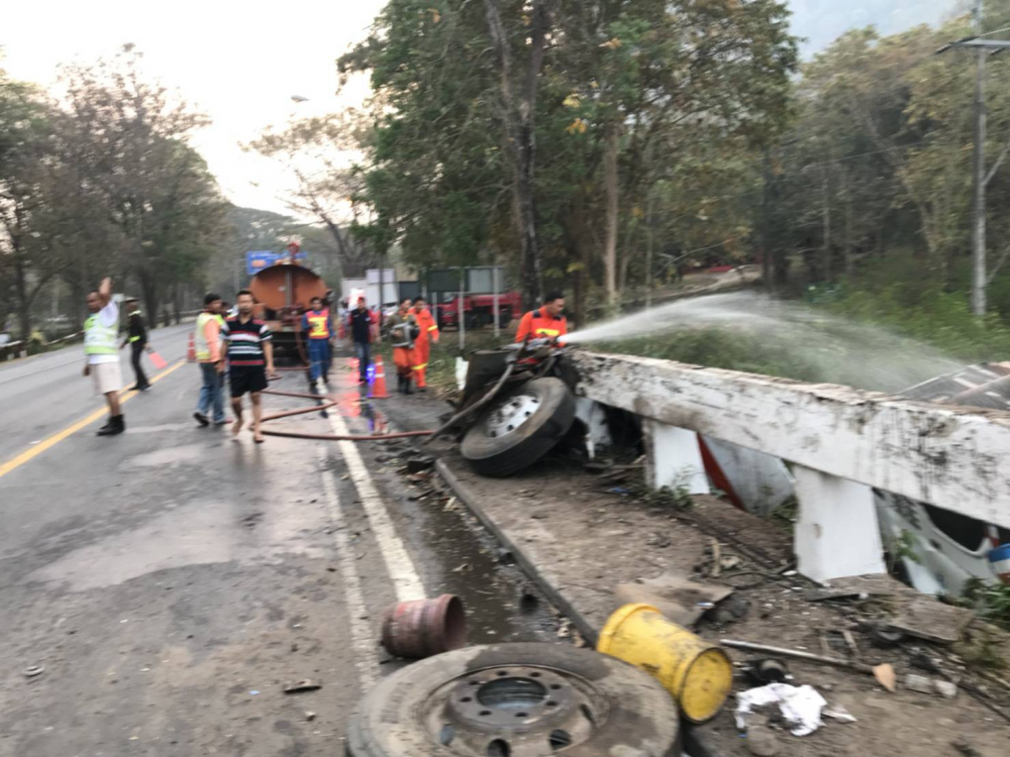 Driver killed, 8 passengers hurt in bus crash in Khon Kaen