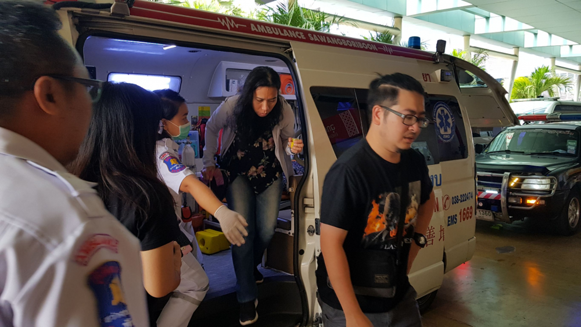 29 public health officials suffer from food poisoning