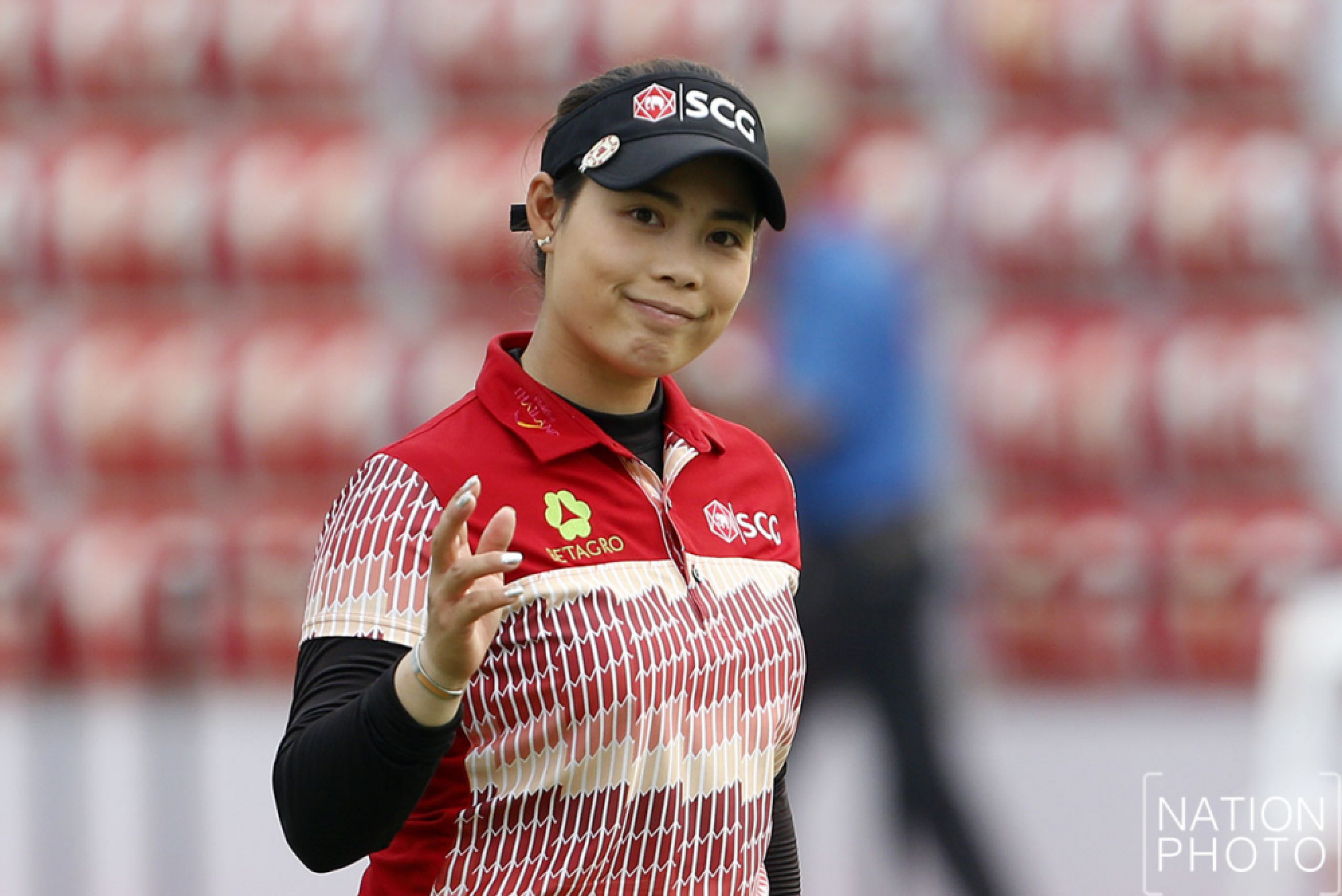 Sisters thrive on home support but American still in driver’s seat