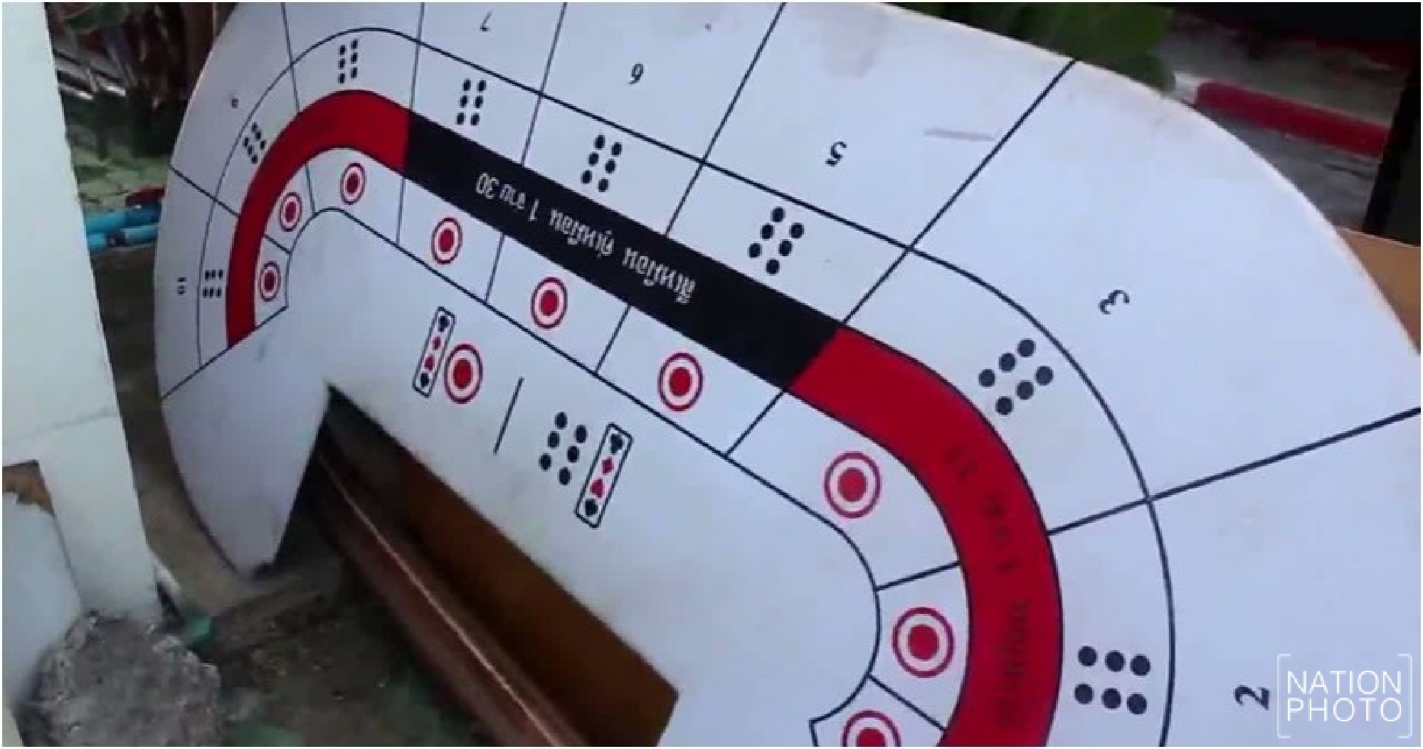Troops arrest 118 gamblers in Pathum Thani den