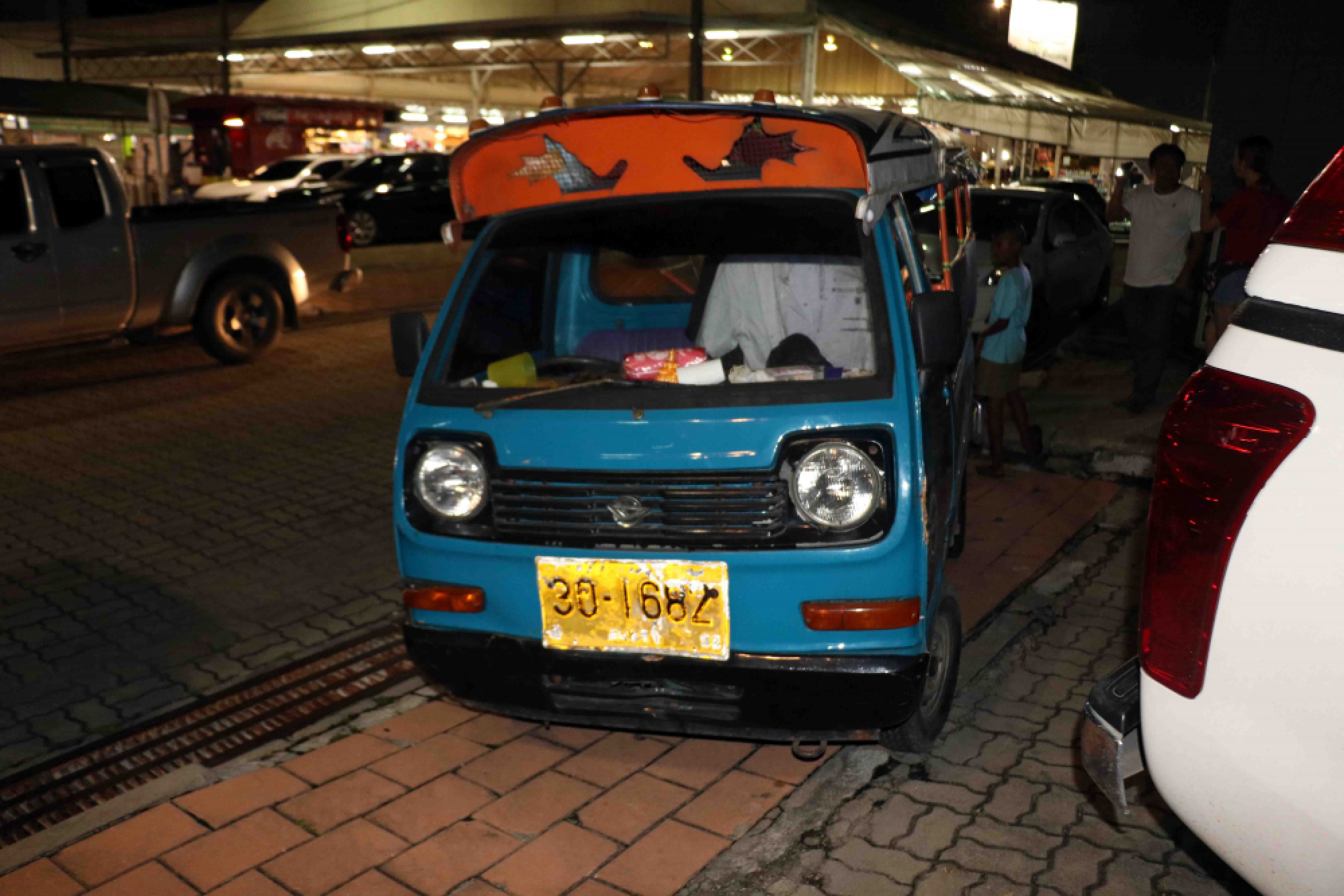 Children’s Day plea for boy who lives in a tuk tuk