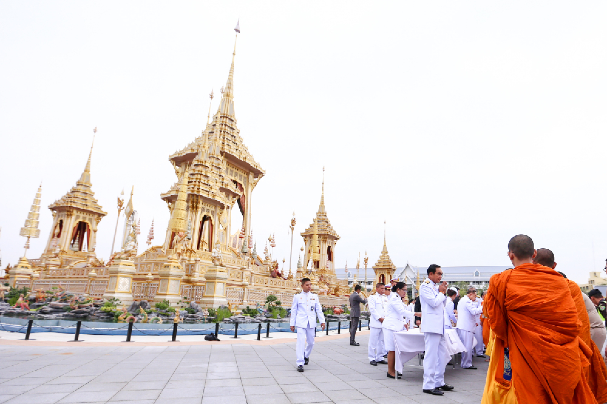 Dismantling of Royal Crematorium begins after ceremony