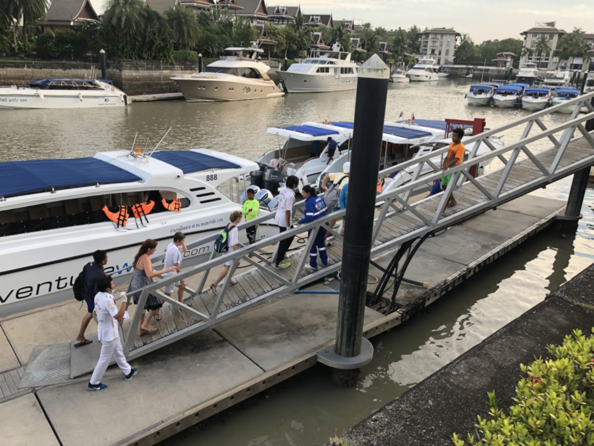 Italians among injured in speedboat collision off Phuket