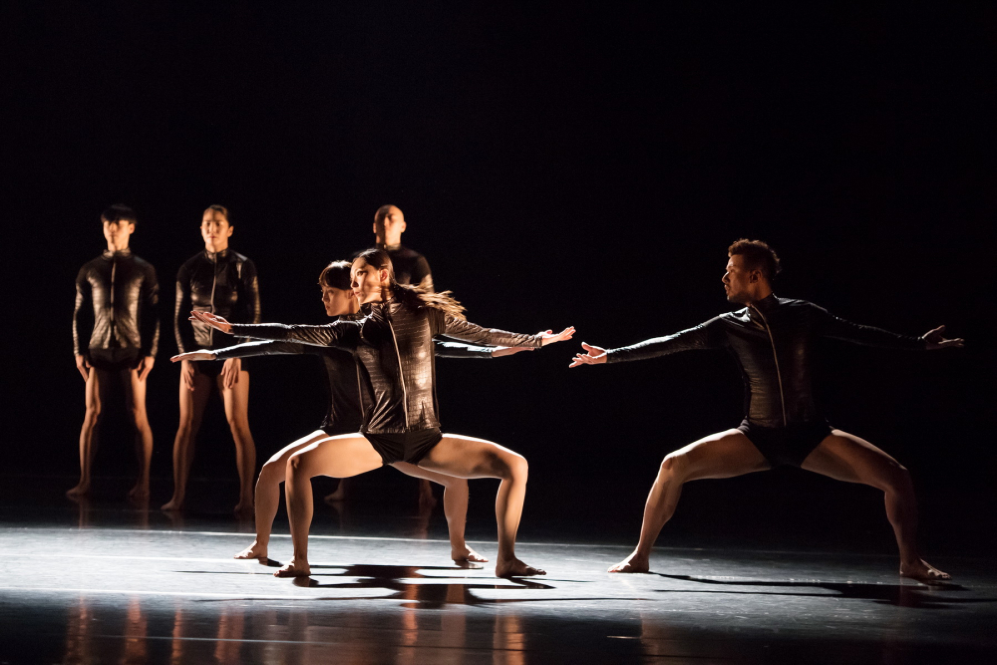 Contemporary dance Hotpot