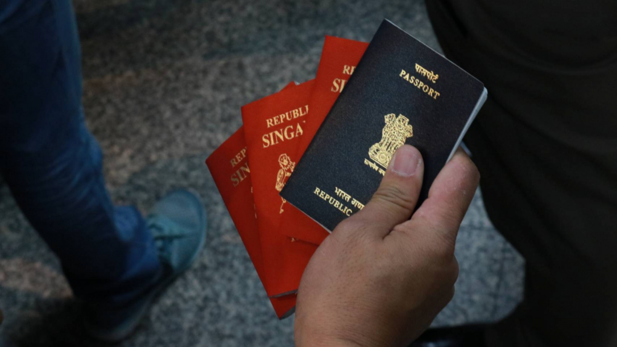 Pakistani man arrested over forging passports, visa stamps in Bangkok