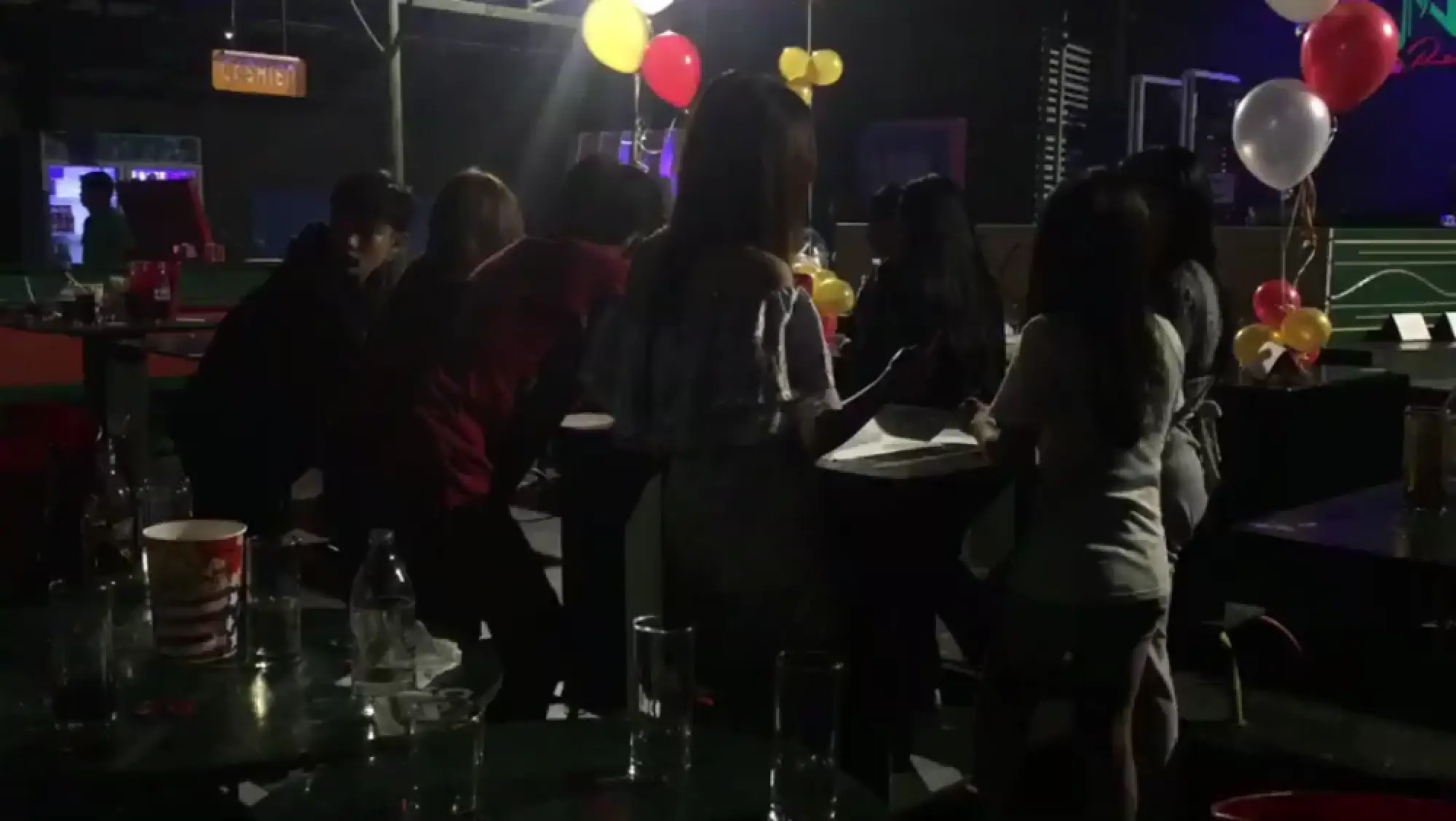 Nearly 100 patrons of Chon Buri bar face drugs-use charges