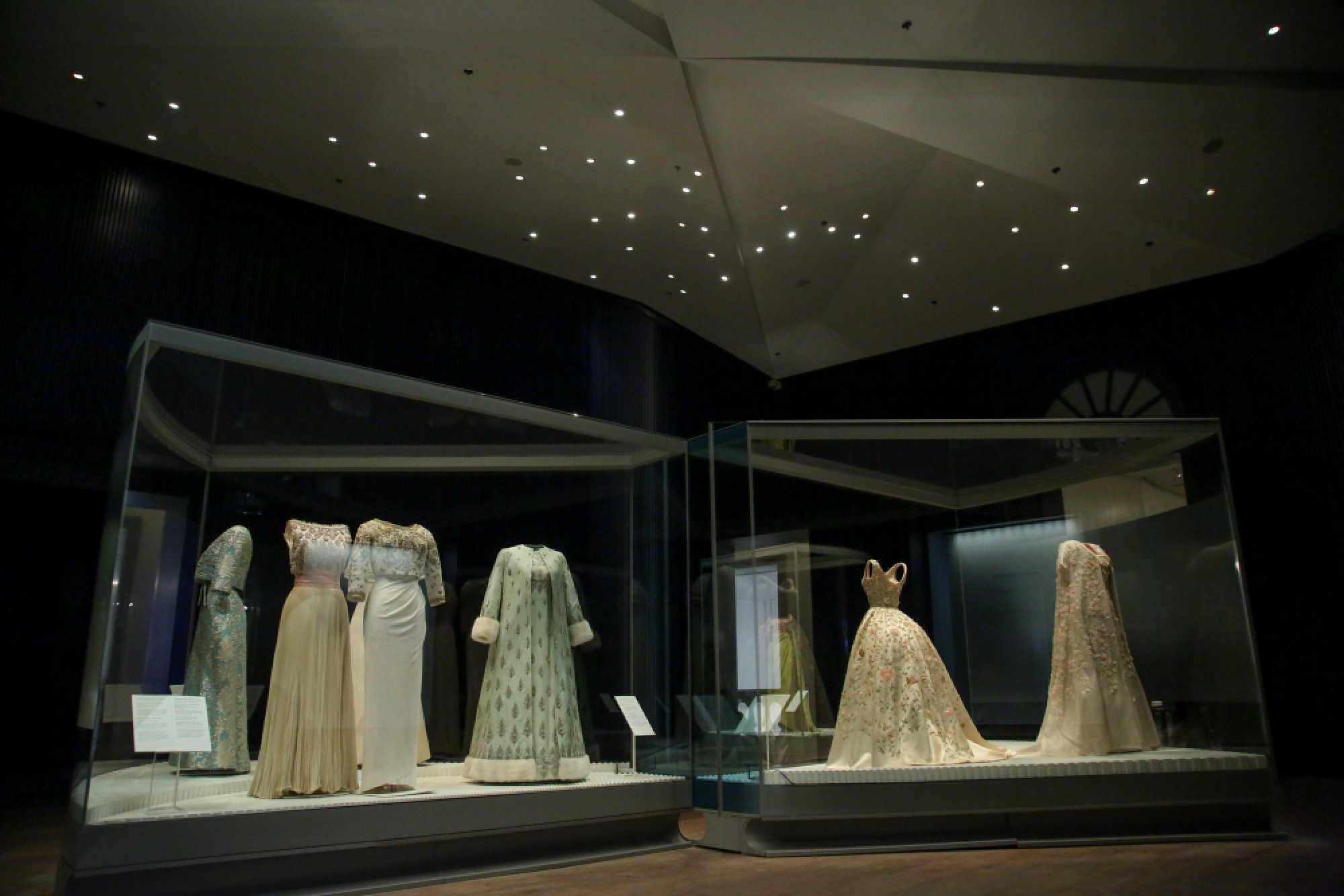 The Queen and the Couturier