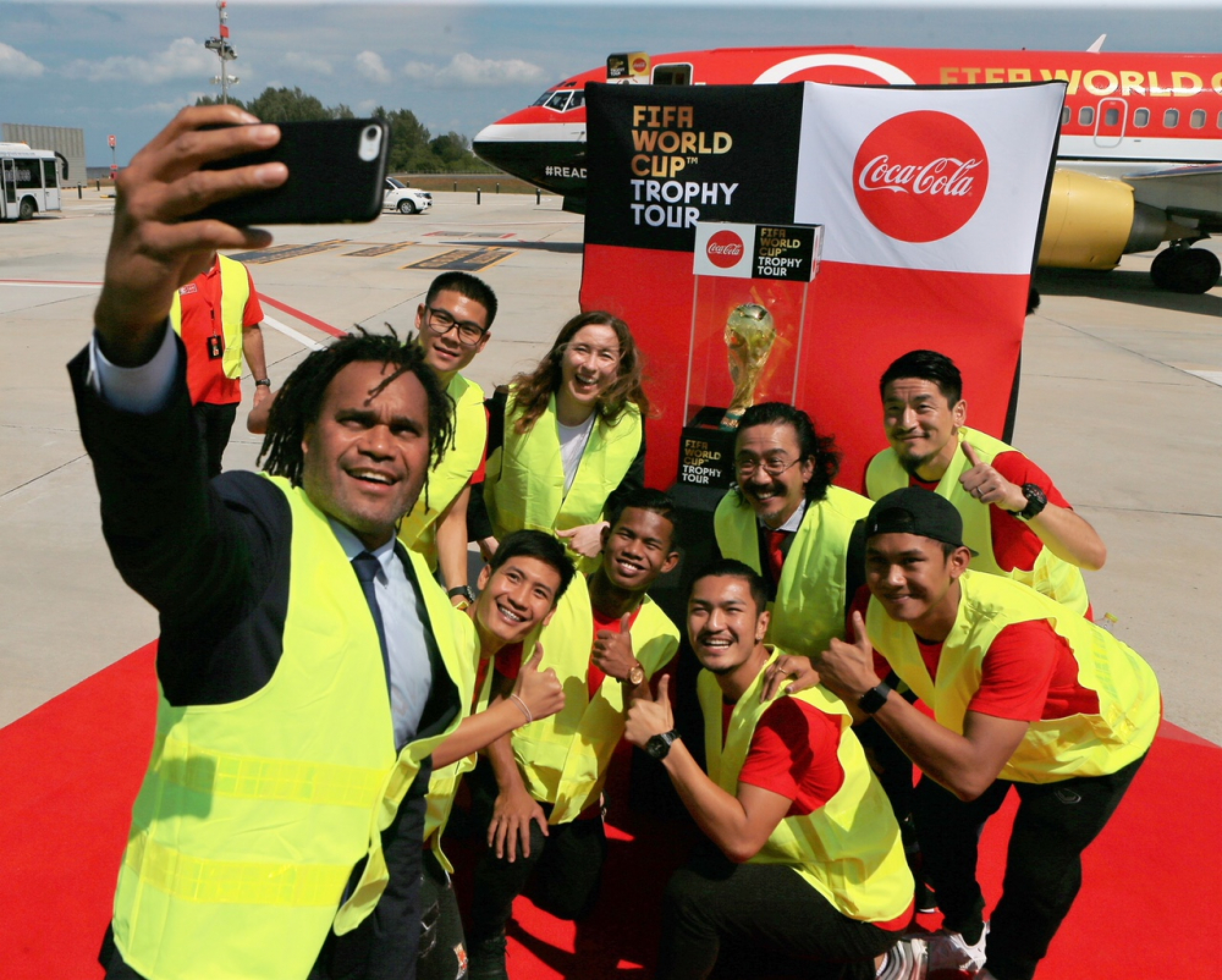Golden chance to see WC trophy