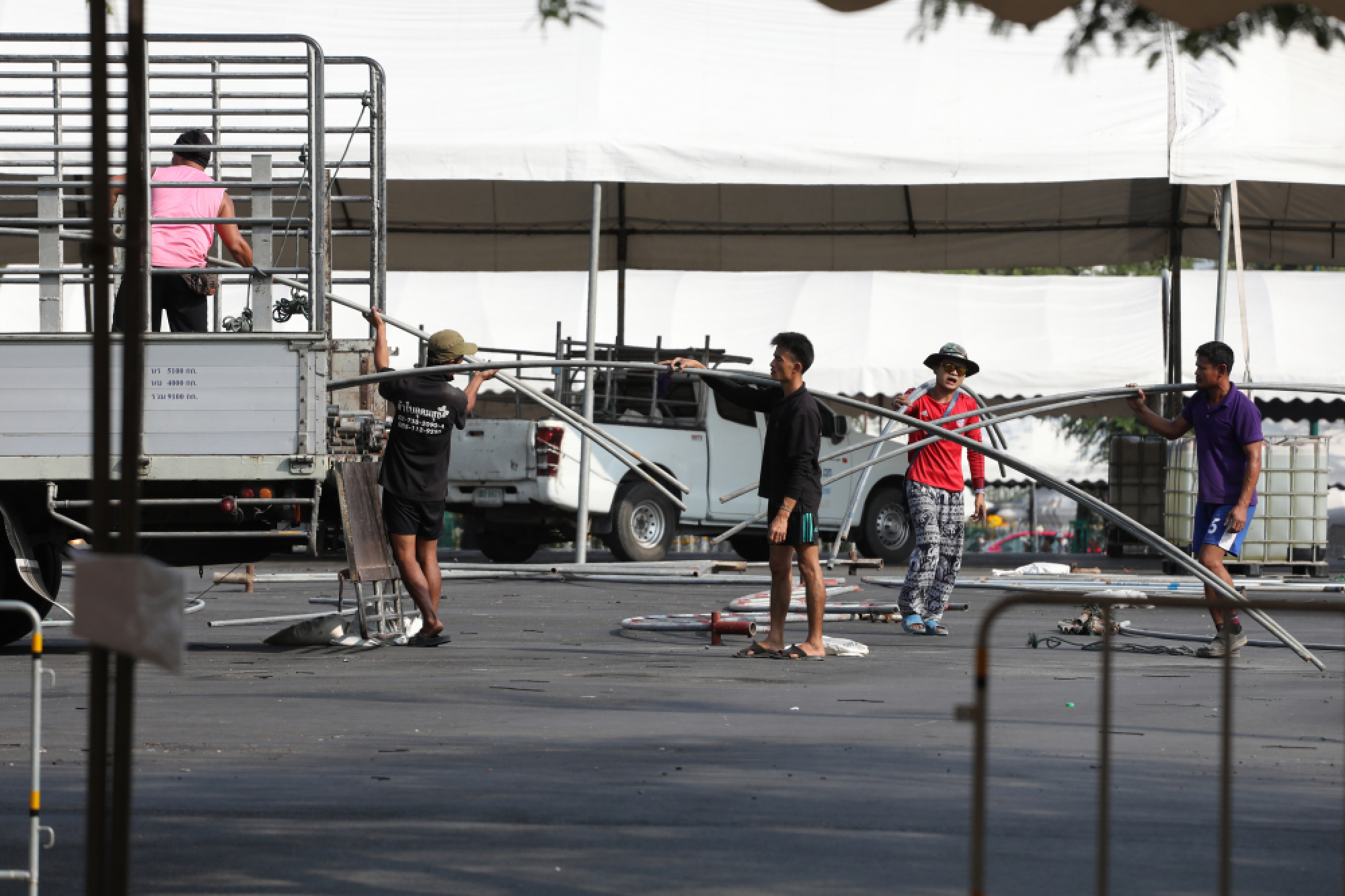 Pavilions around Royal Crematorium being dismantled