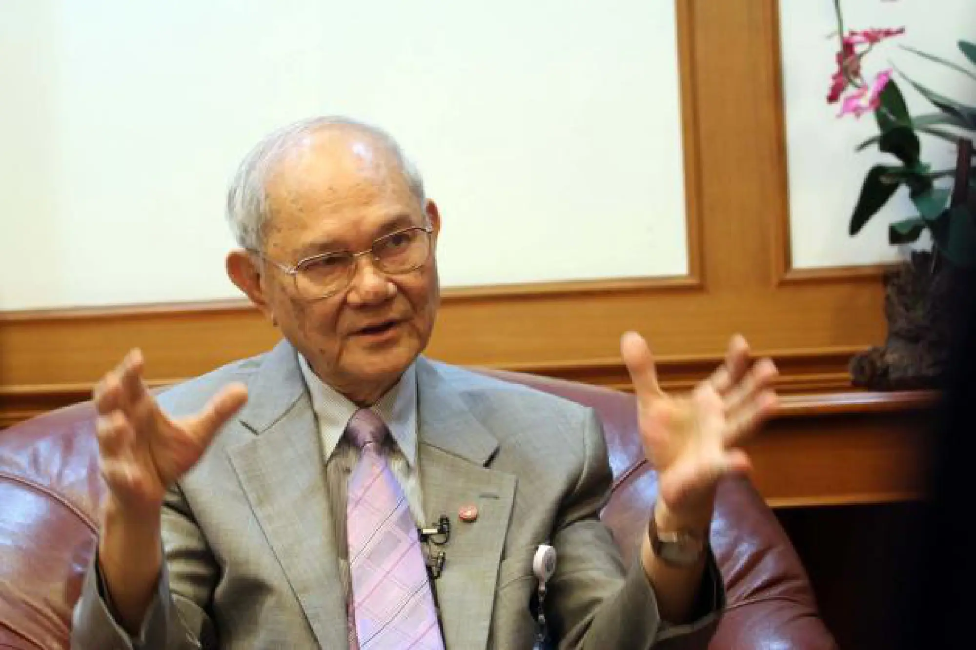 Prayut’s ‘politician’ status a hint of his future ambitions, say observers