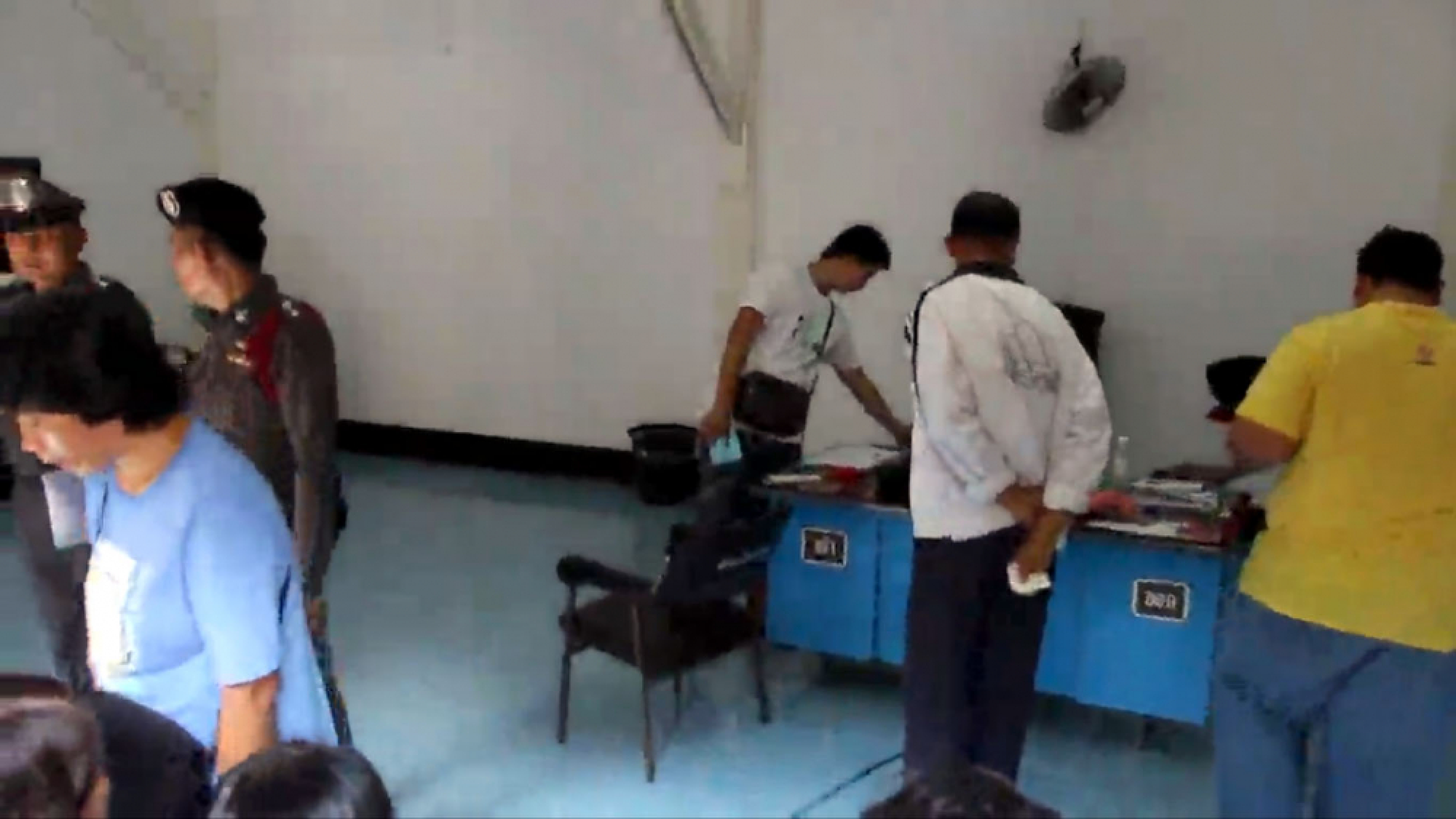 Border police commander turns gun on himself