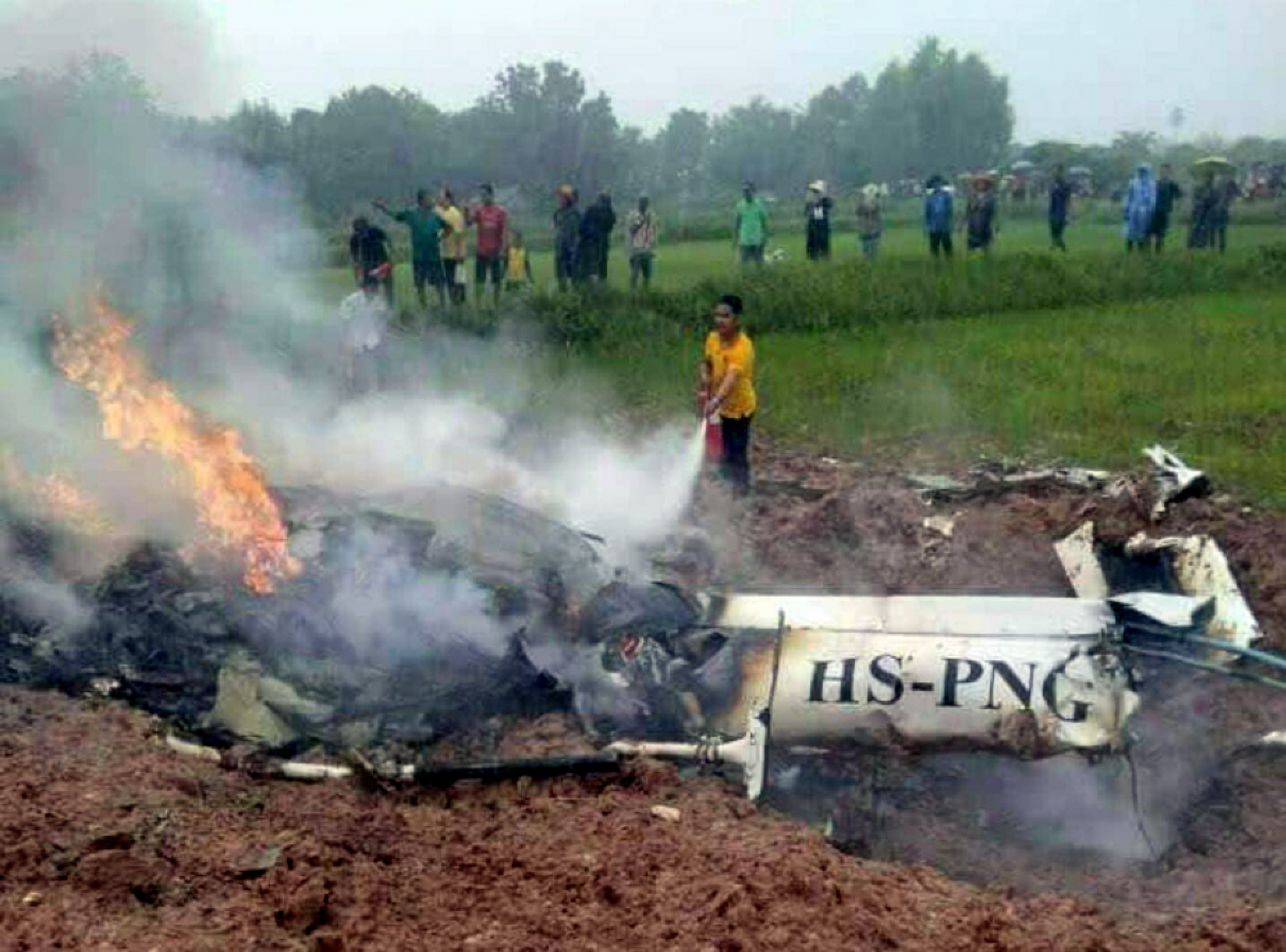 Copter crashes in Khon Kaen paddy field, kills 4