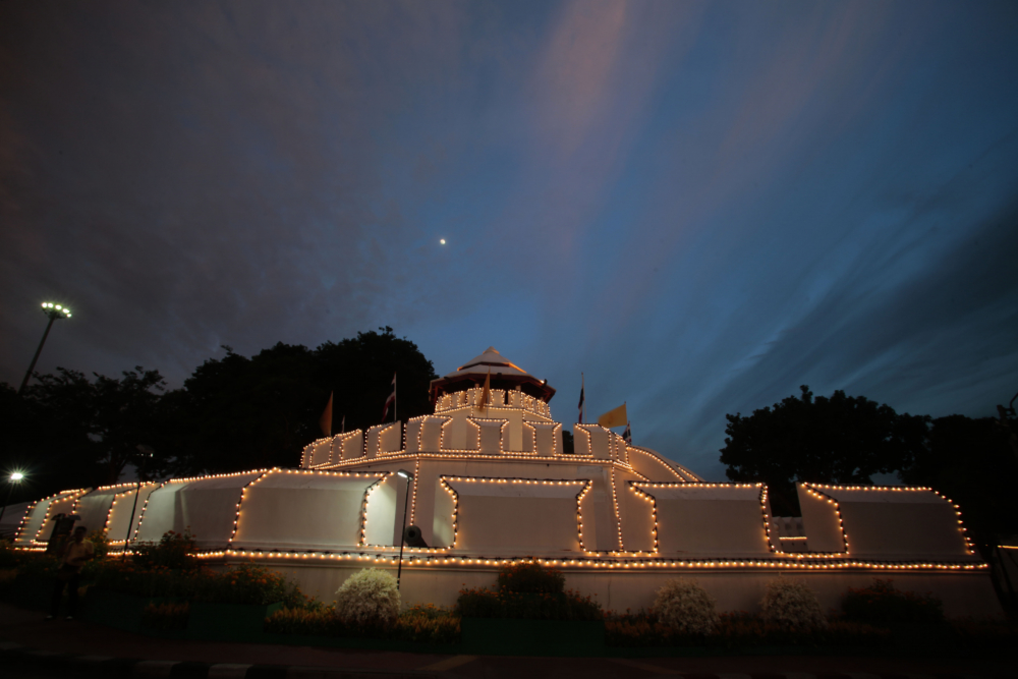 Bangkok lights up for King’s birthday