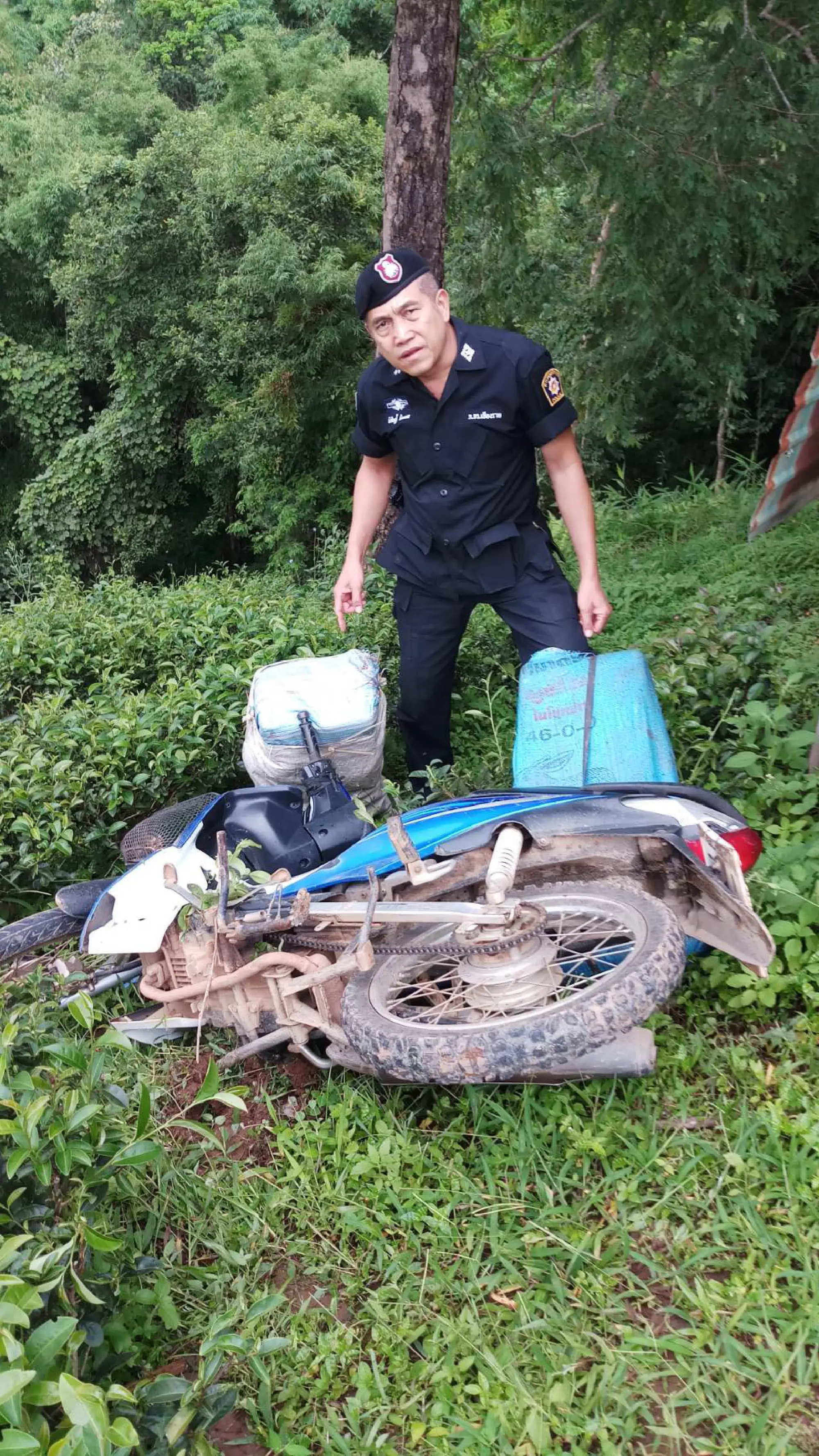 Sing Buri police hail major drug busts