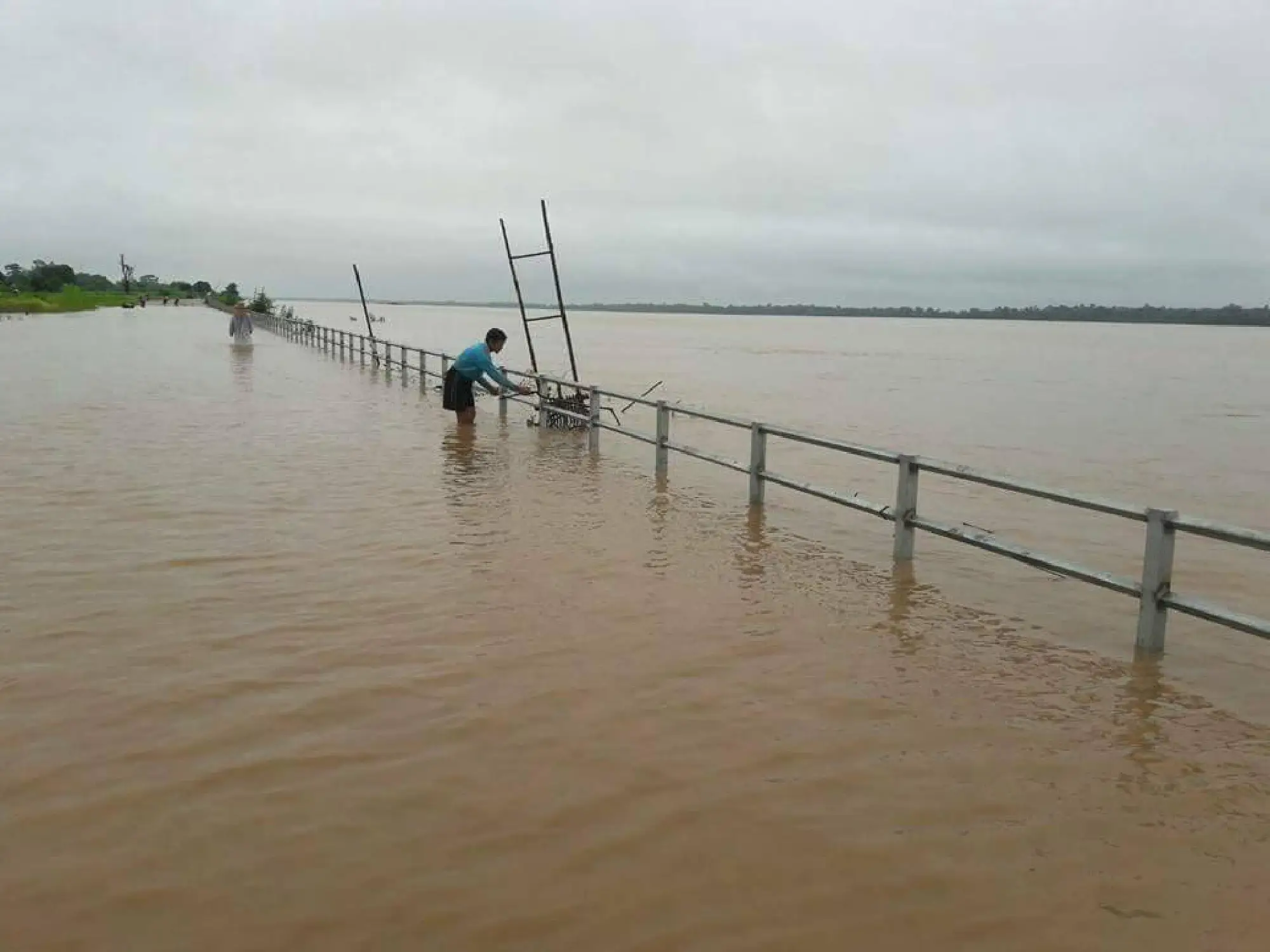 Rising Mekong triggers worries of  more devastation