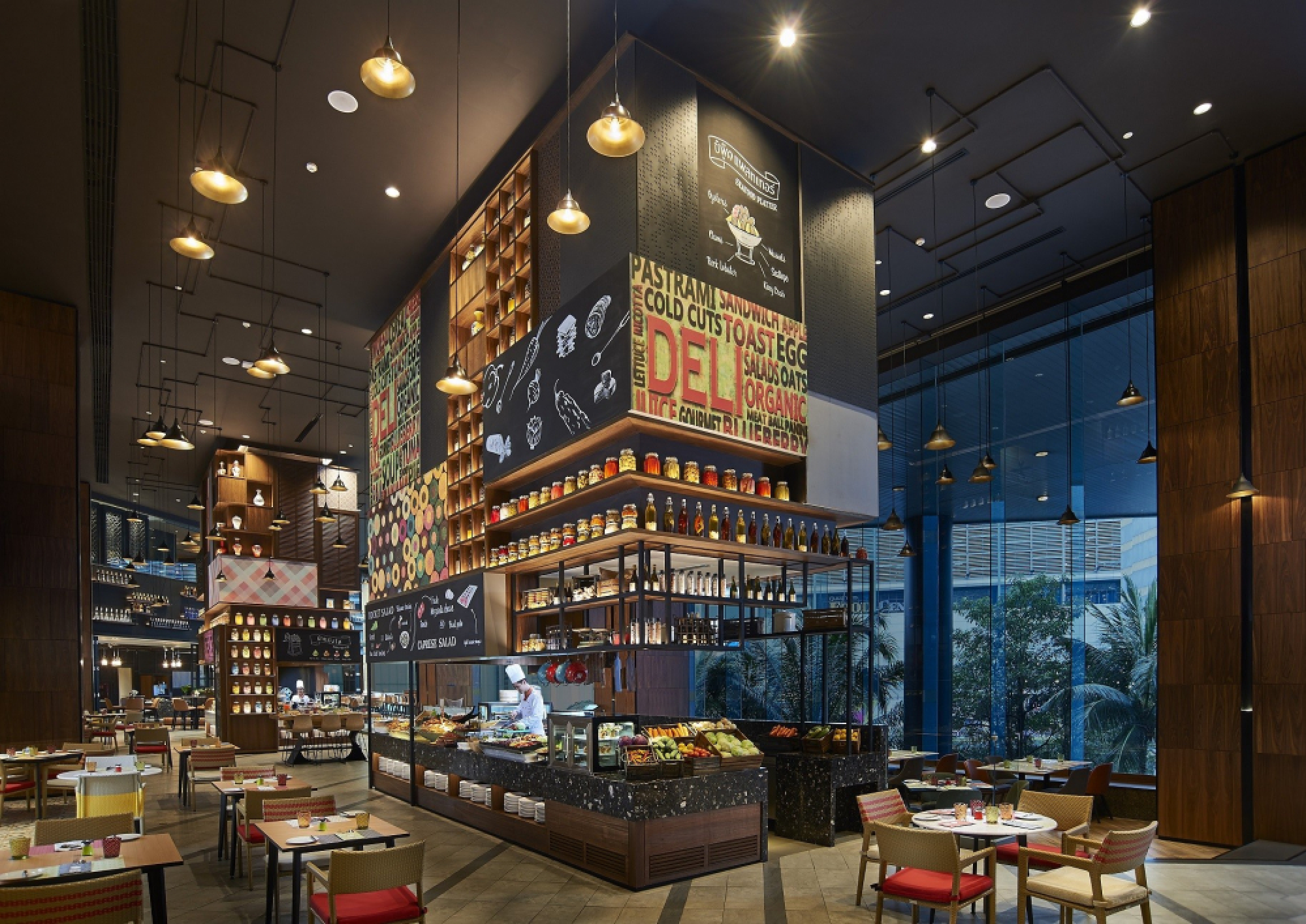 Shopping season opens with Amari and OZO