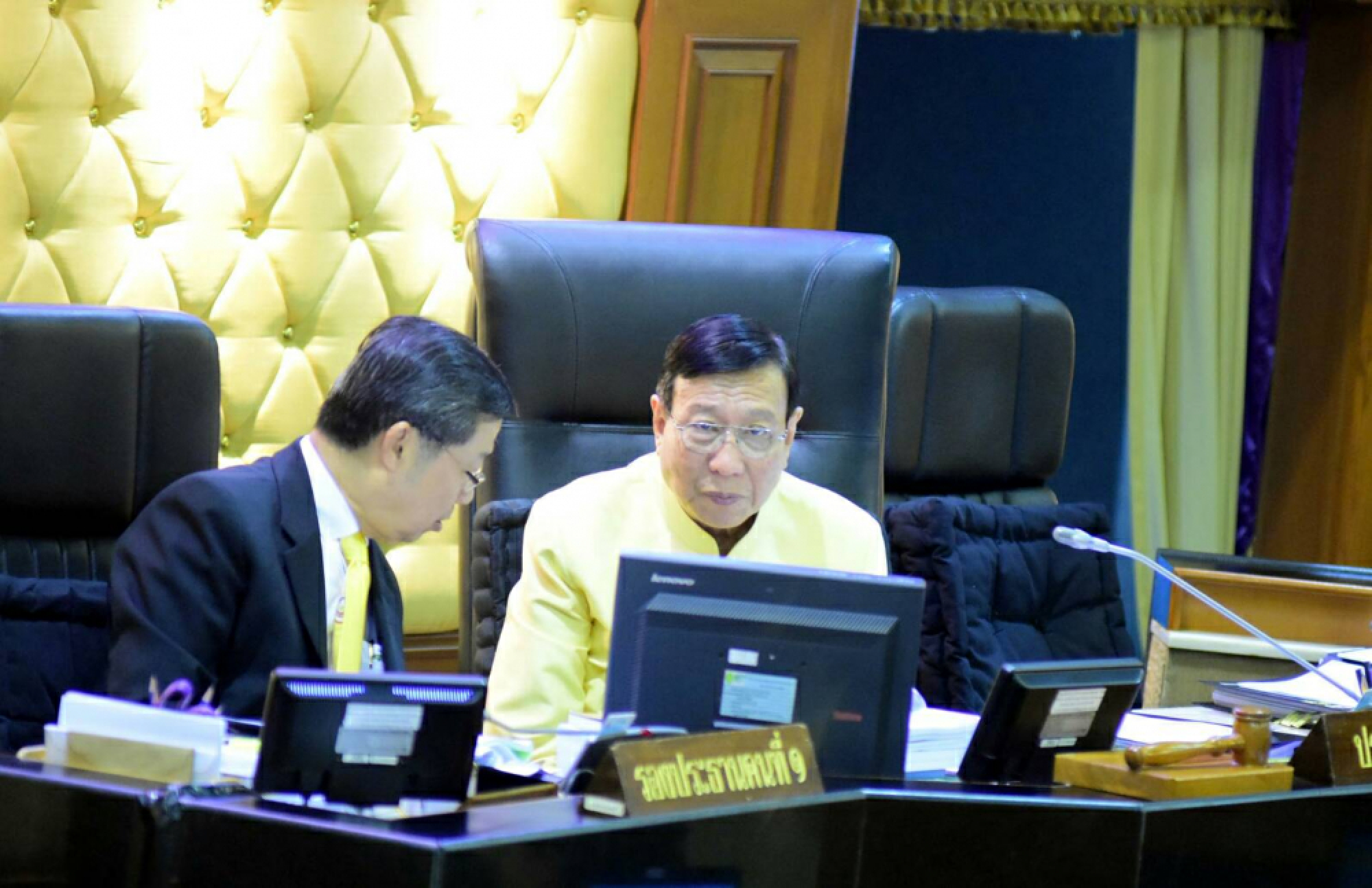King to appoint, oversee new Sangha council
