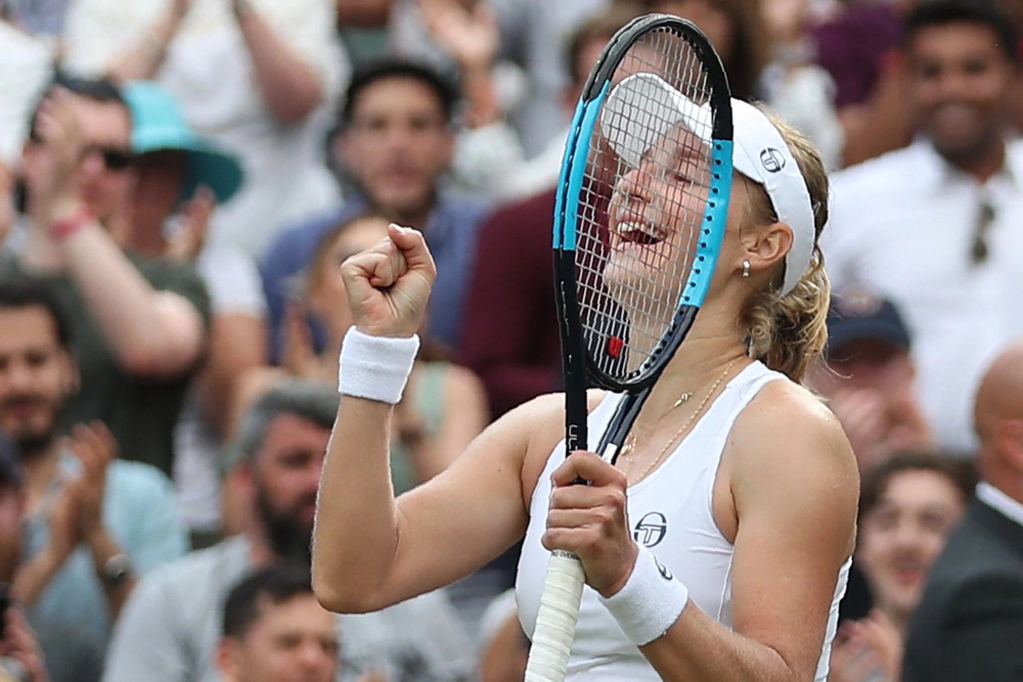 Wozniacki crashes out, tells opponent: 'You won't go far'