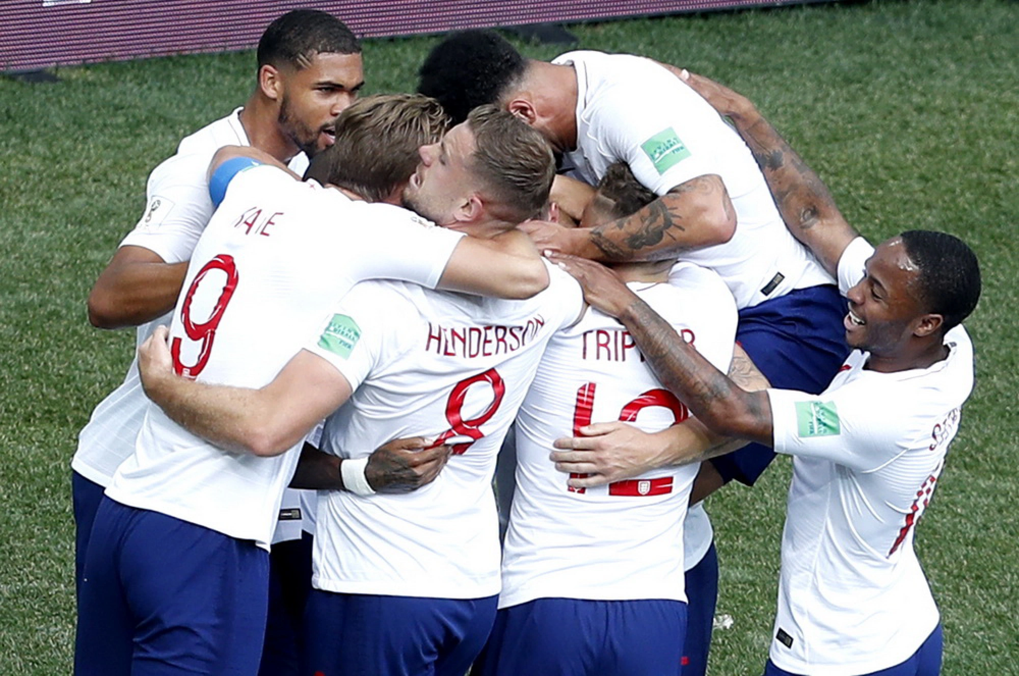 England dream of World Cup glory as Russian fans thank team