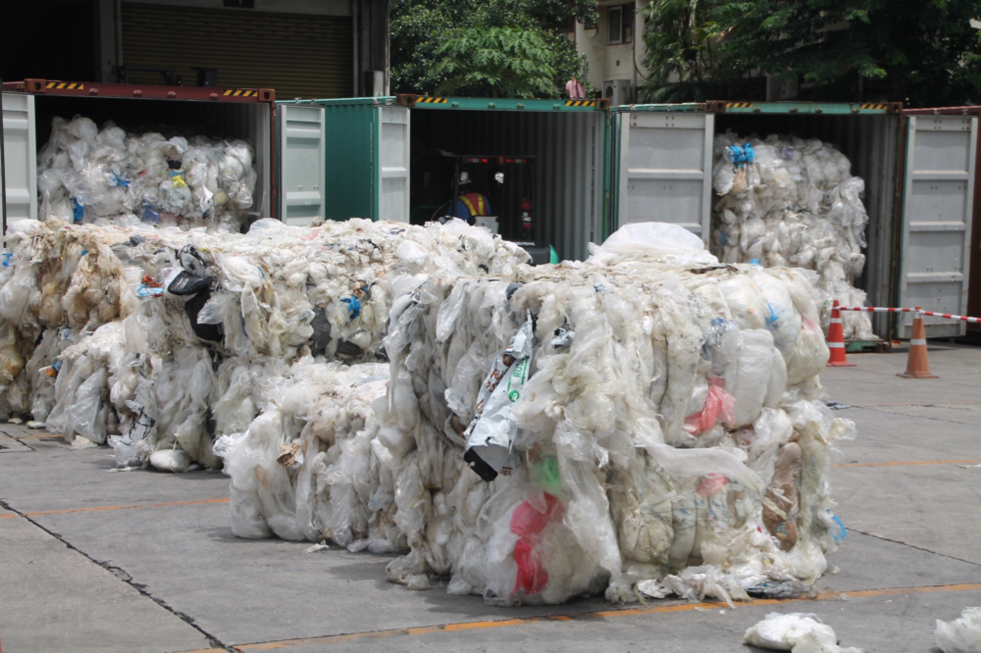 Company faces legal action over alleged fraud in the import of plastic garbage