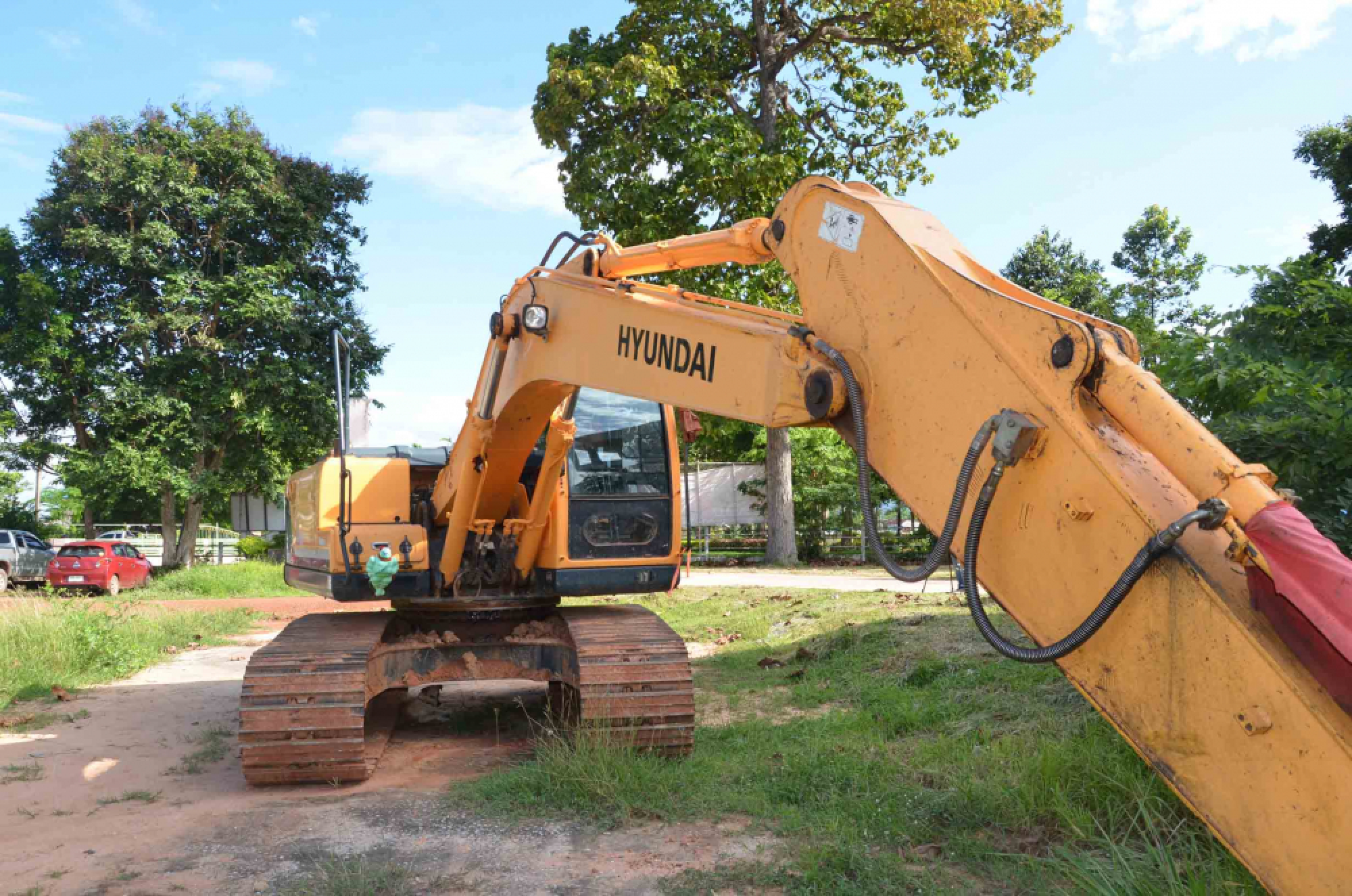 Authorities visit illegal land-excavation site