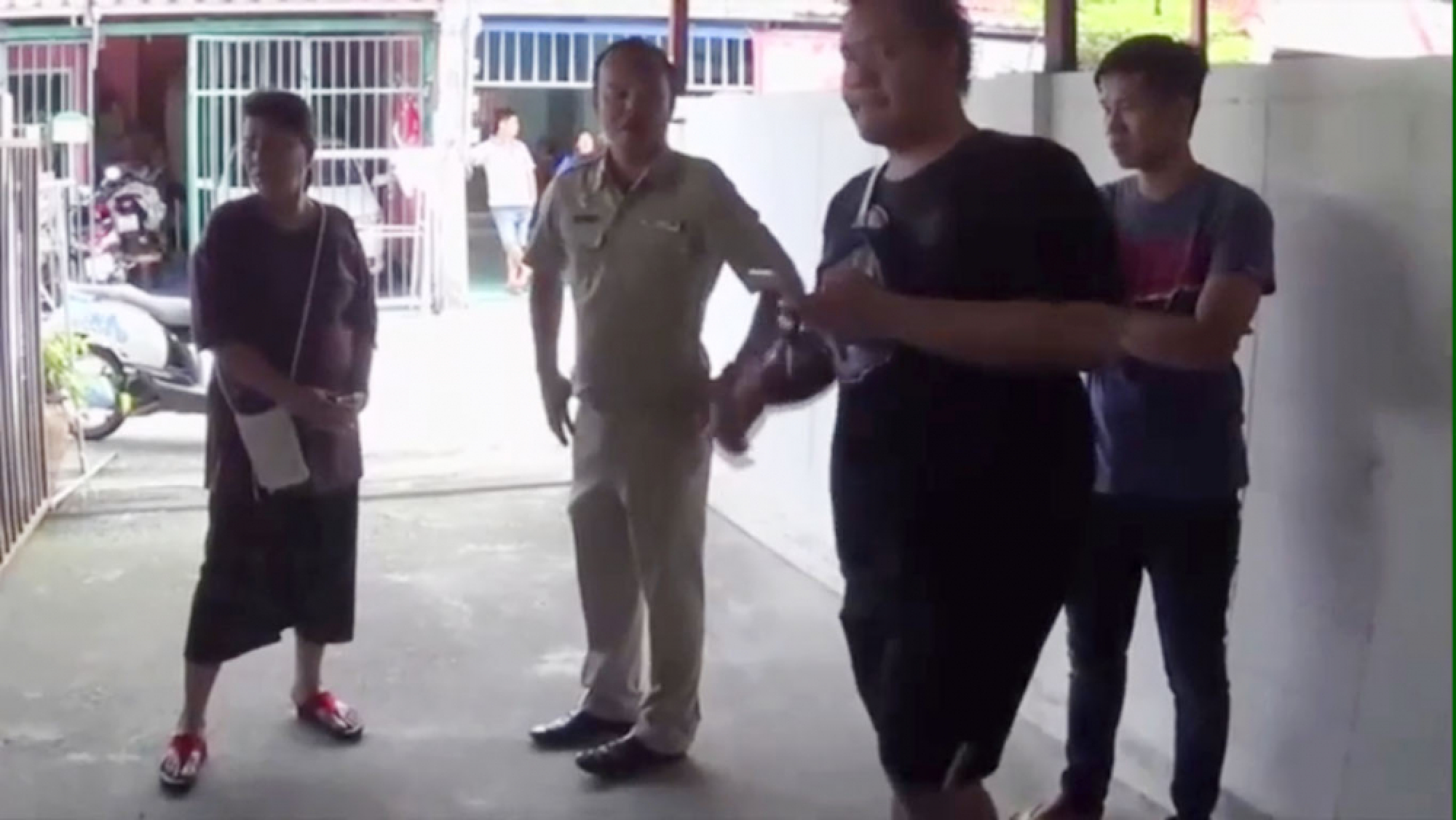 Chon Buri policeman in apparent suicide