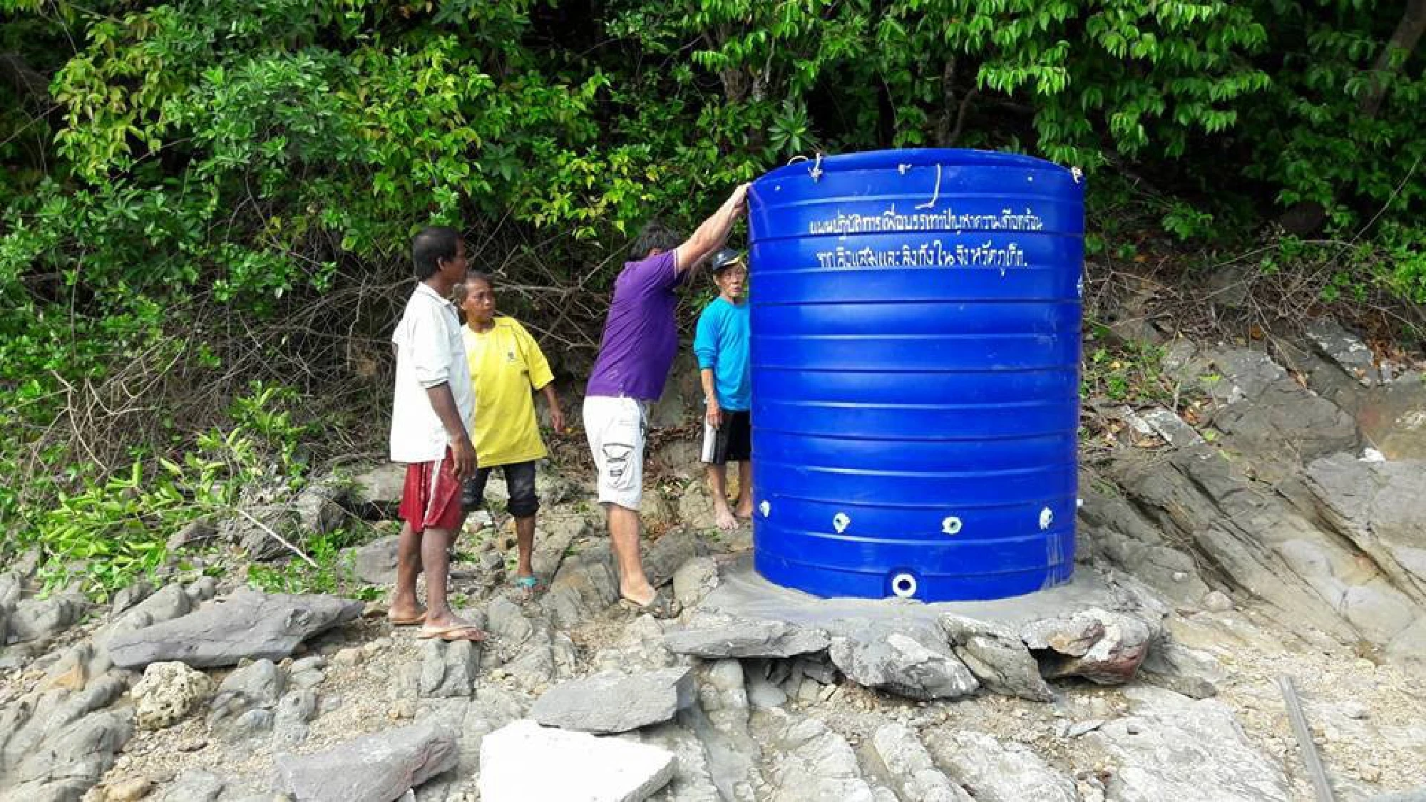 Another 38 monkeys captured in Rassada,  water tanks installed on Koh Tanan