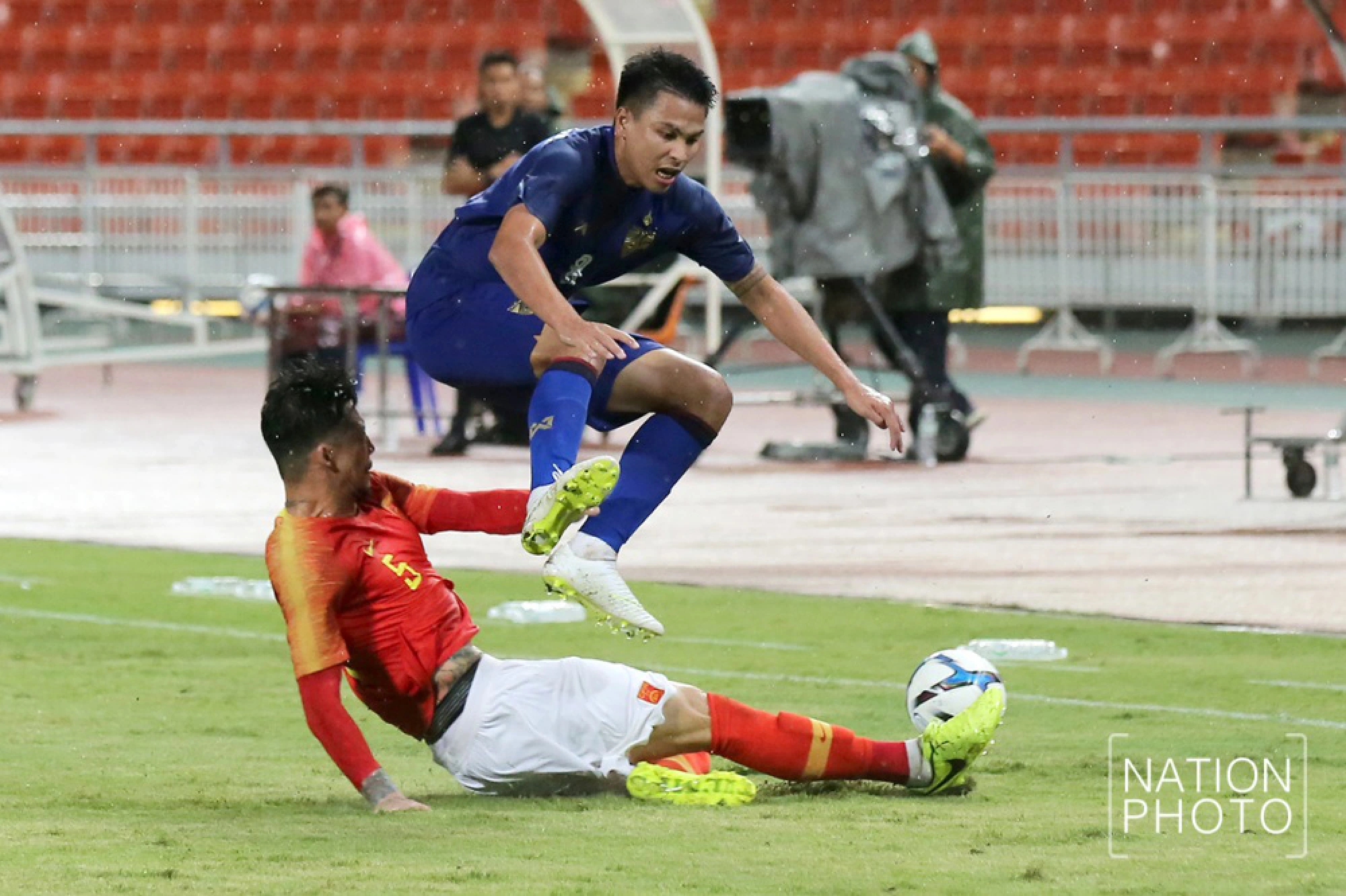 China tame Thailand in rain interrupted friendly
