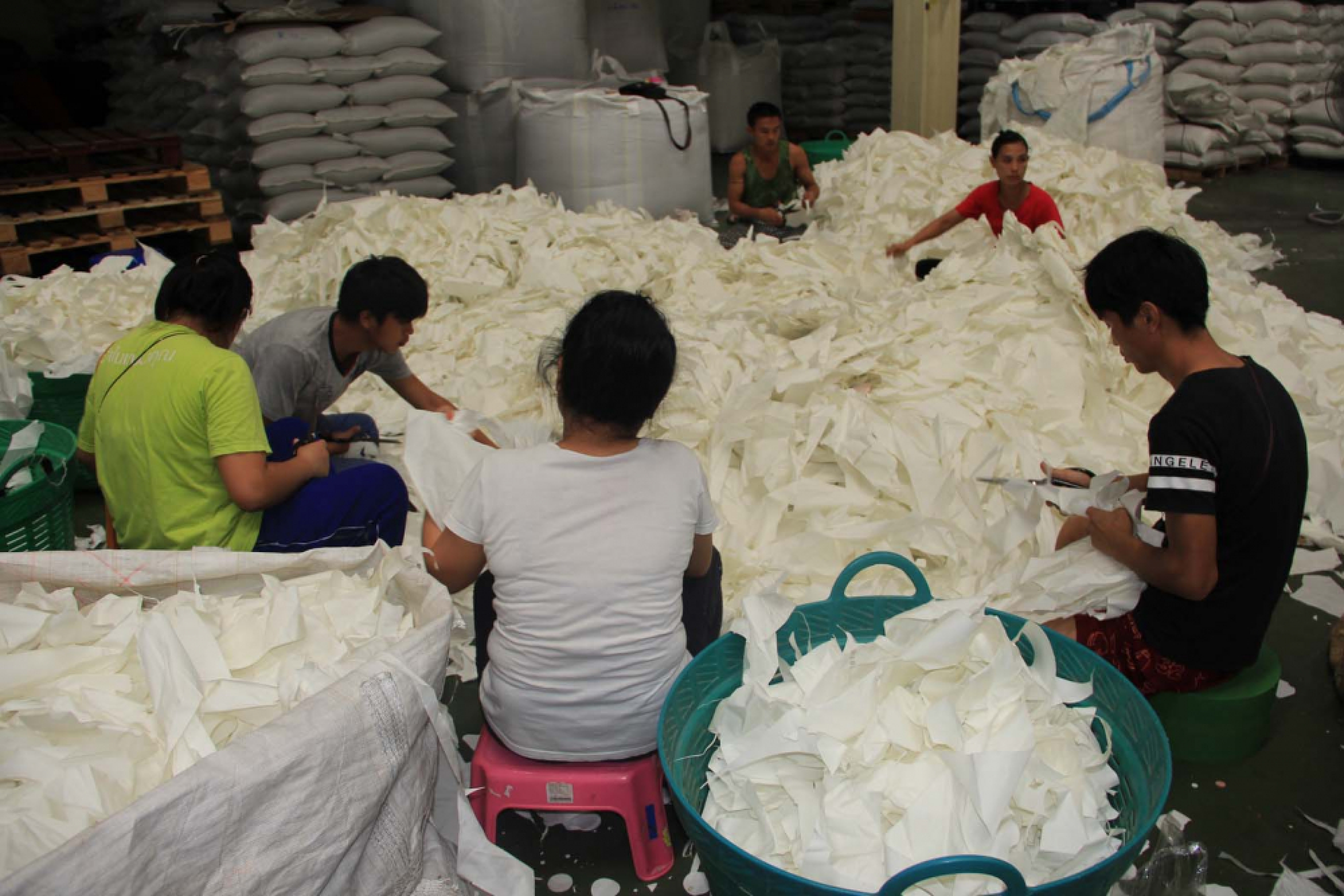 Push on to block toxic e-wastes