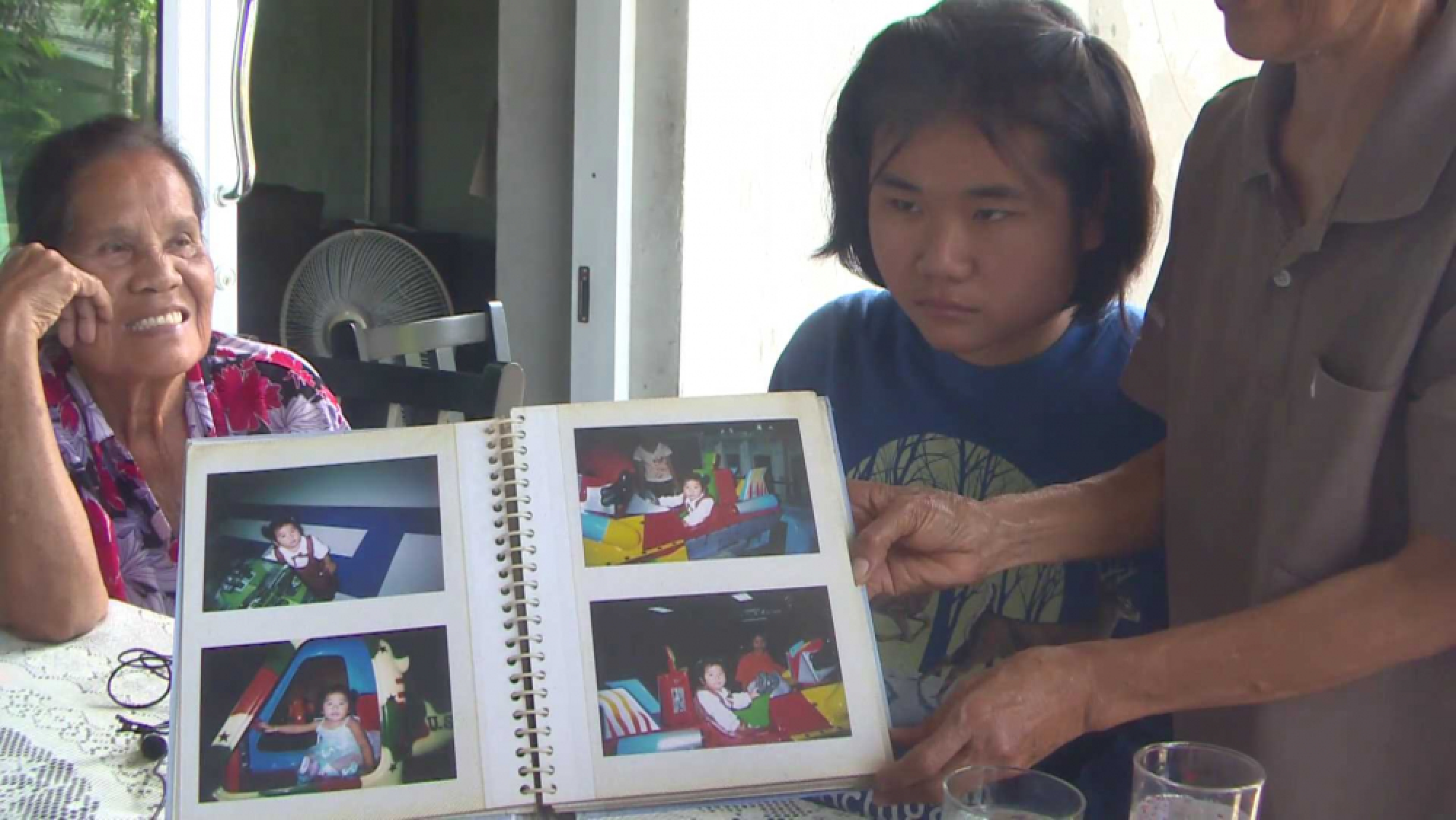 Half Thai-Japanese girl seeks help to locate Japanese father