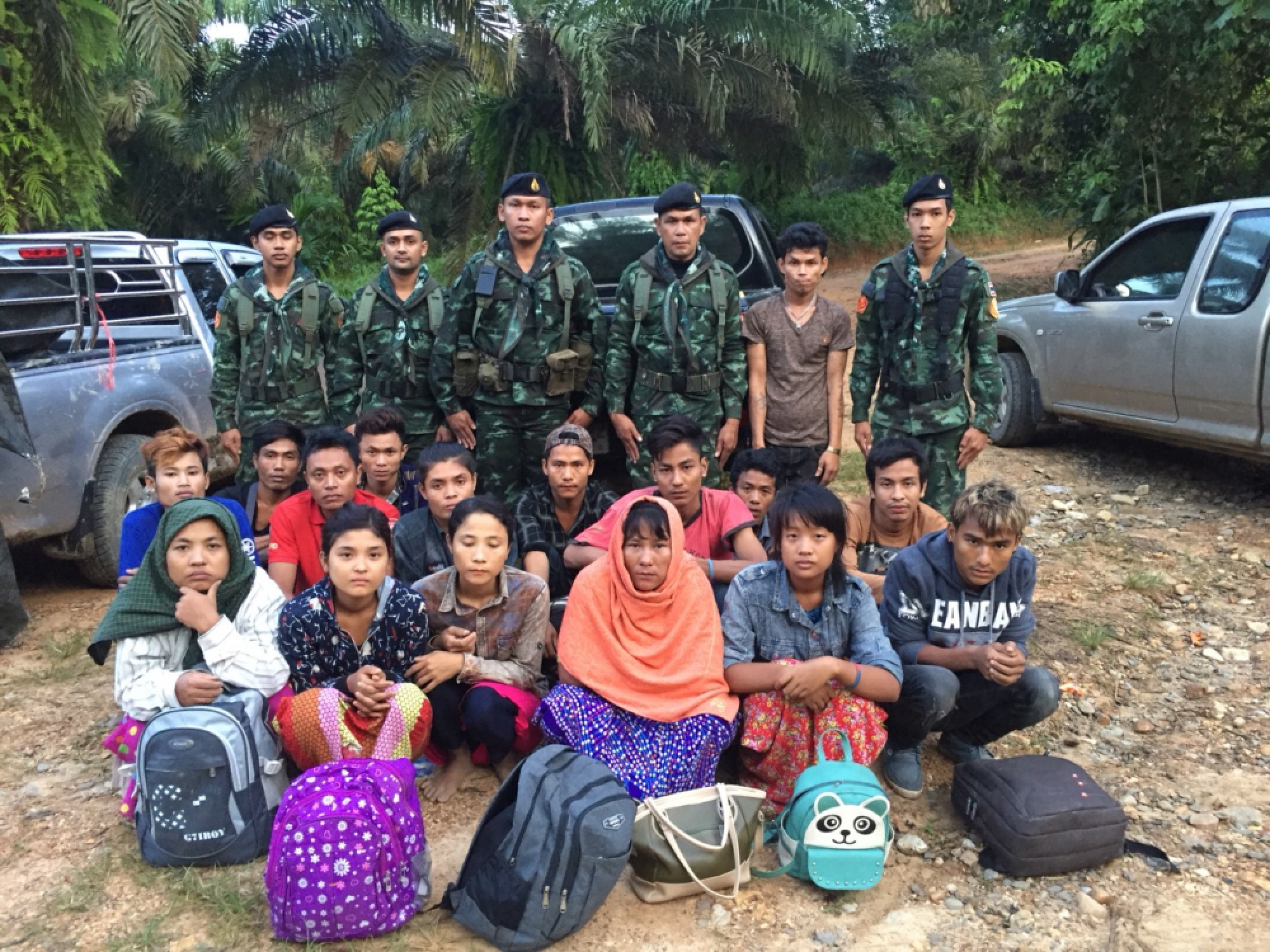 Troops thwart attempt to smuggle 40 Myanmar workers in Ranong