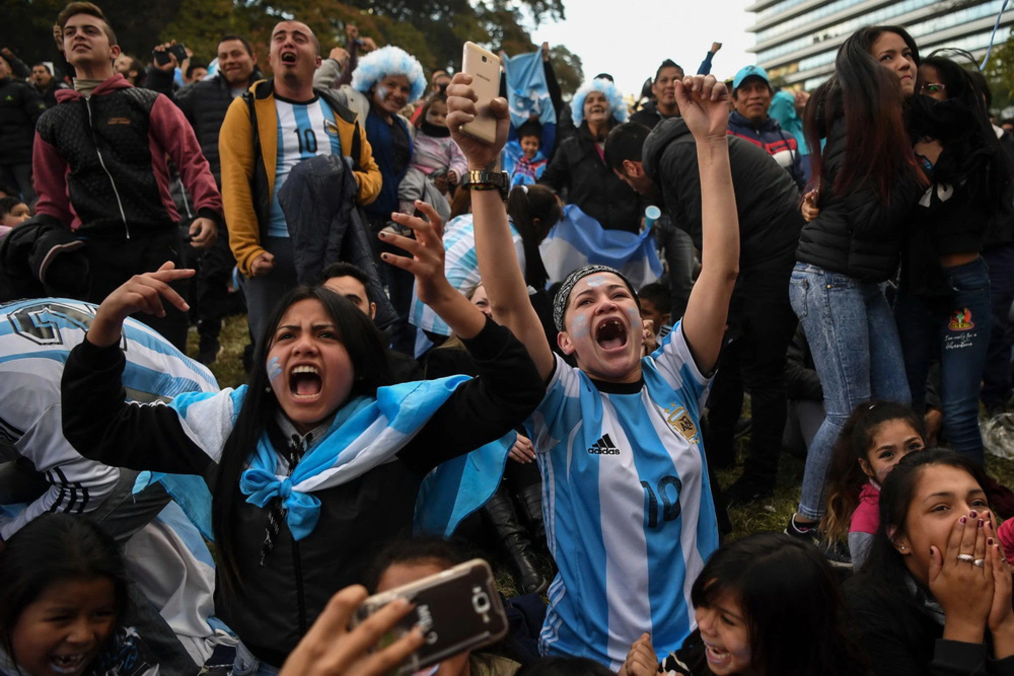 Messi's Argentina save World Cup hopes with last-gasp goal