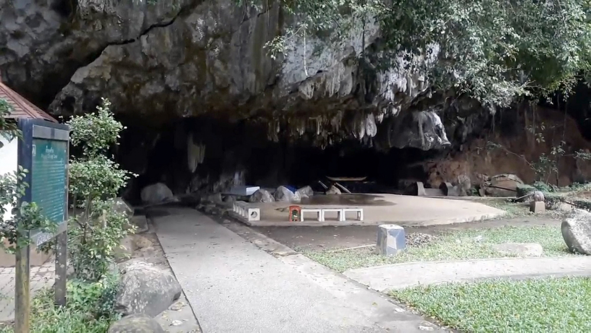 Phang Nga issues cave alert